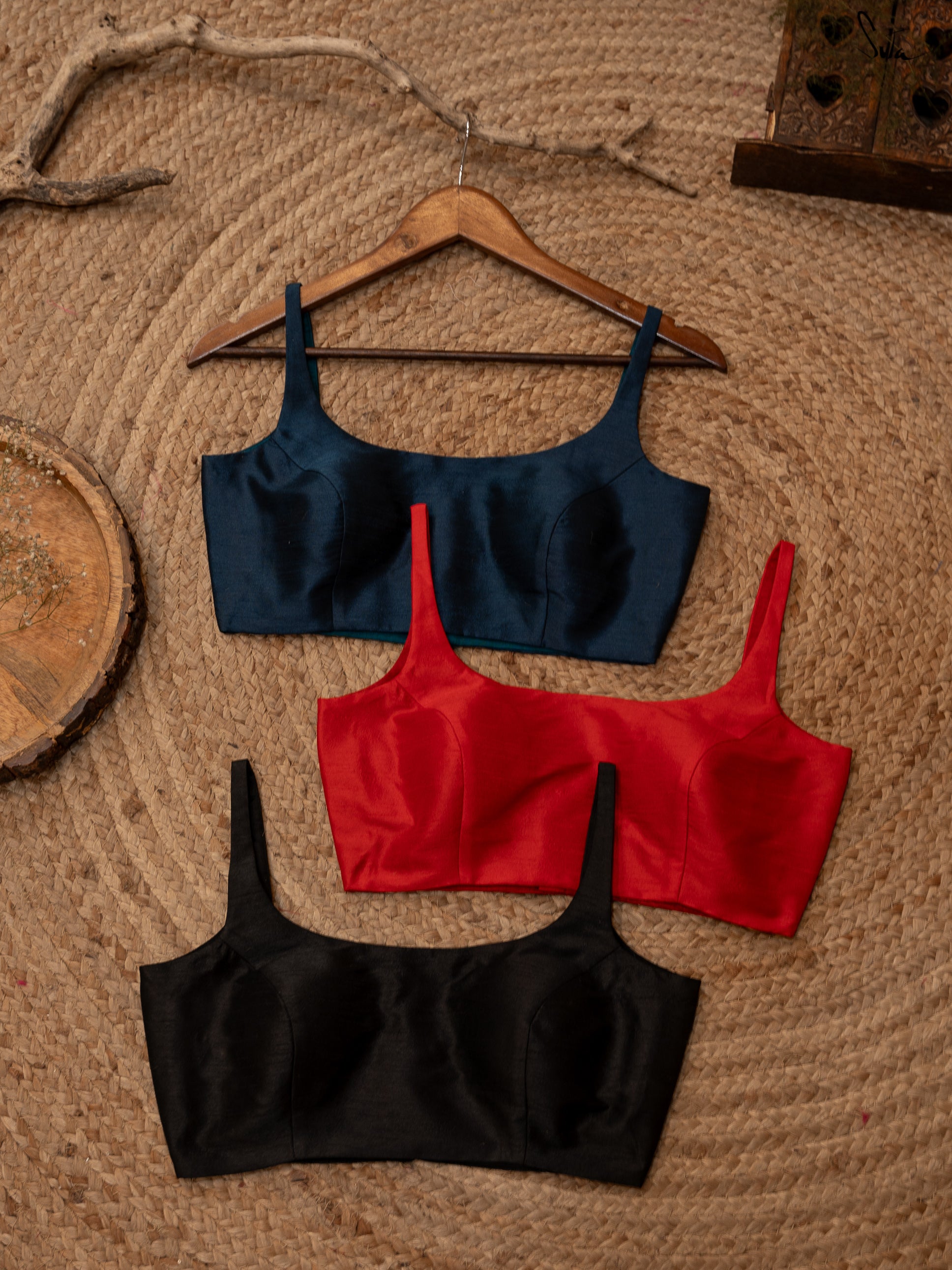 Basic Siyahi + Basic Kala + Basic Laal