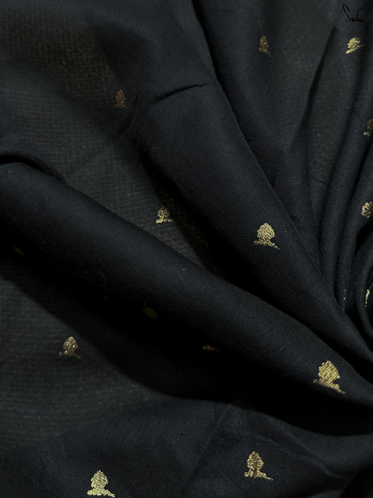 Kaali Sunehri