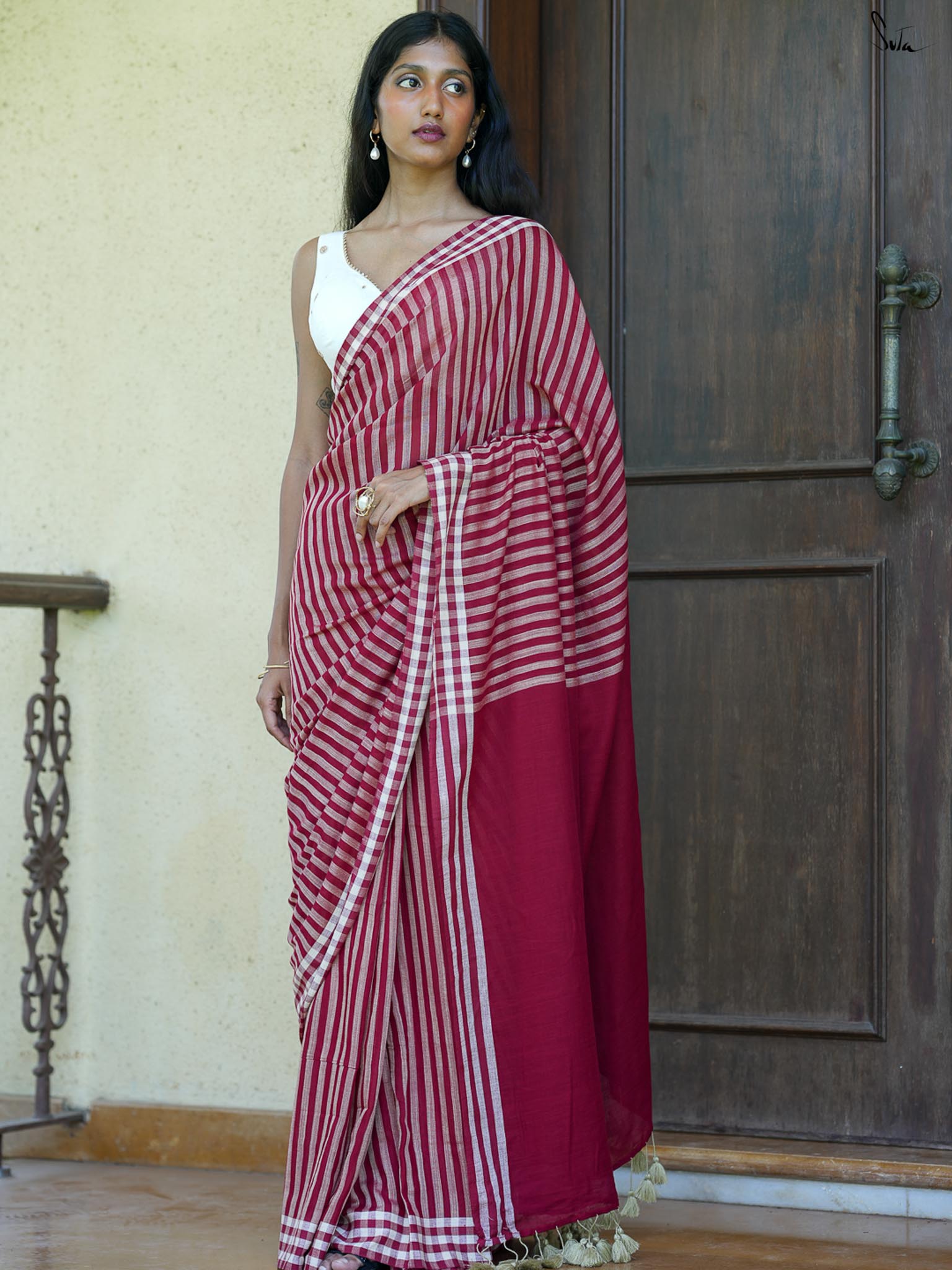 Aakriti Ke Alfaaz Saree