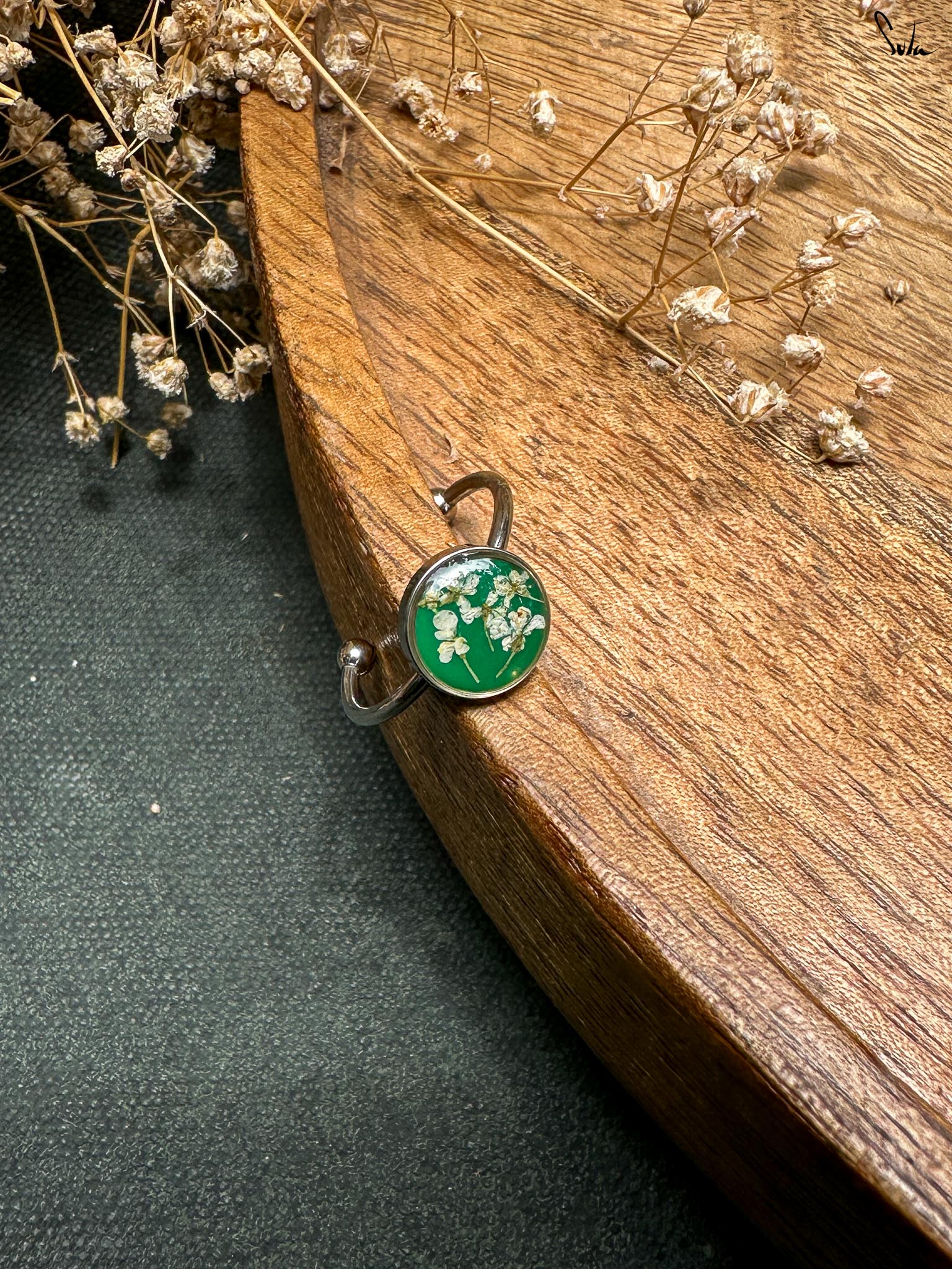 Bird's Nest Jade