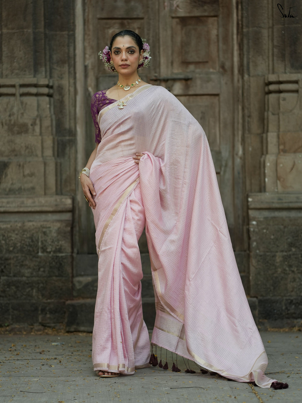 Gulabi Moumita