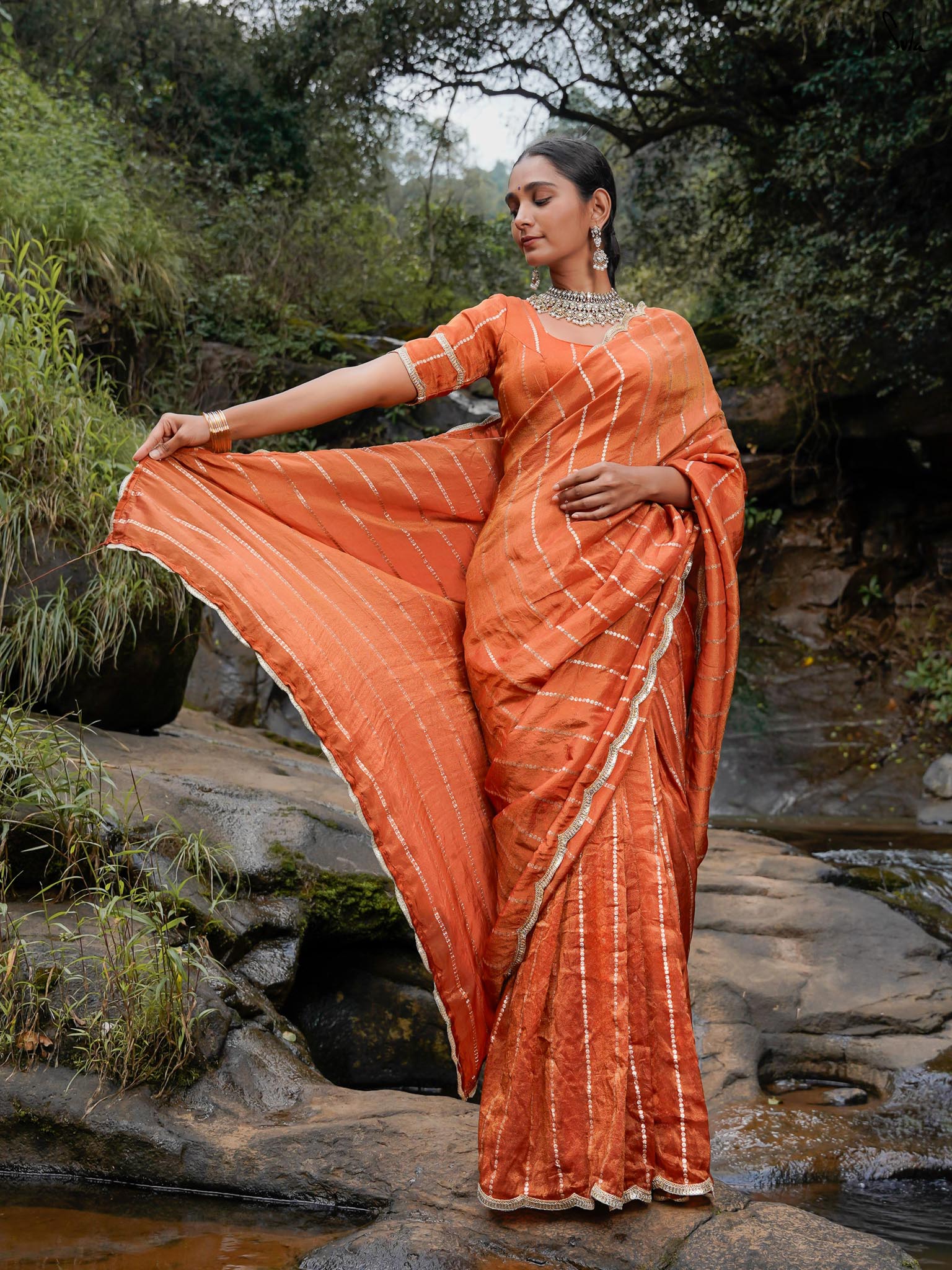 Inline Rekha