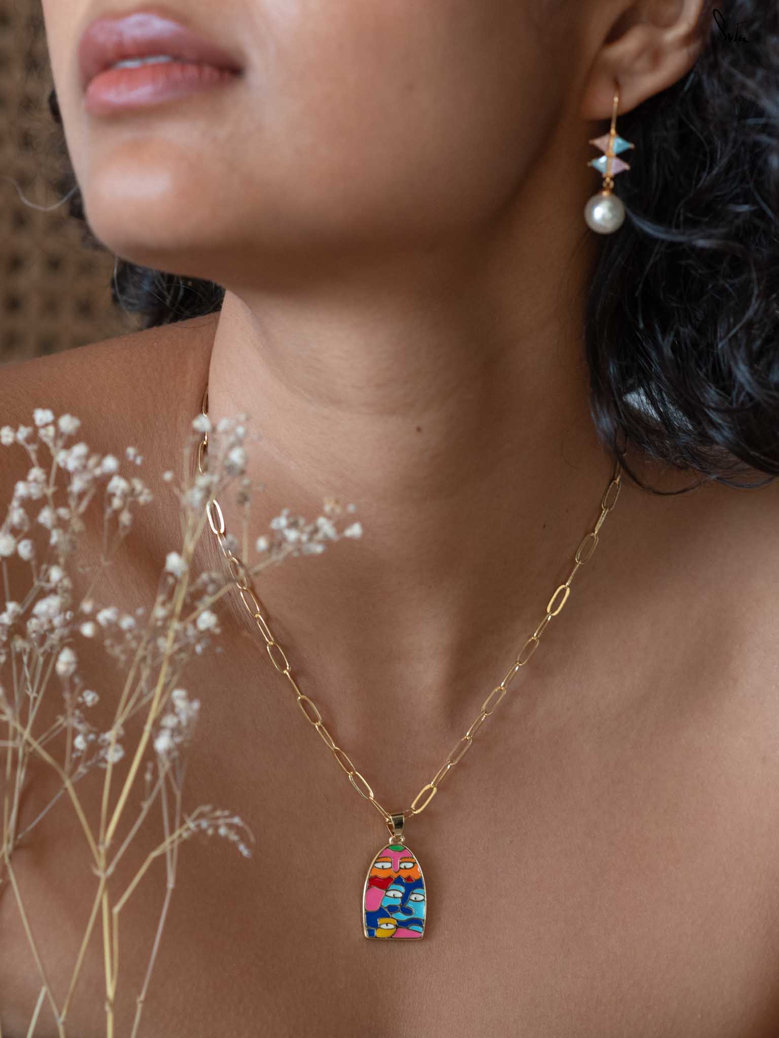 Face Vase (Neckpiece)