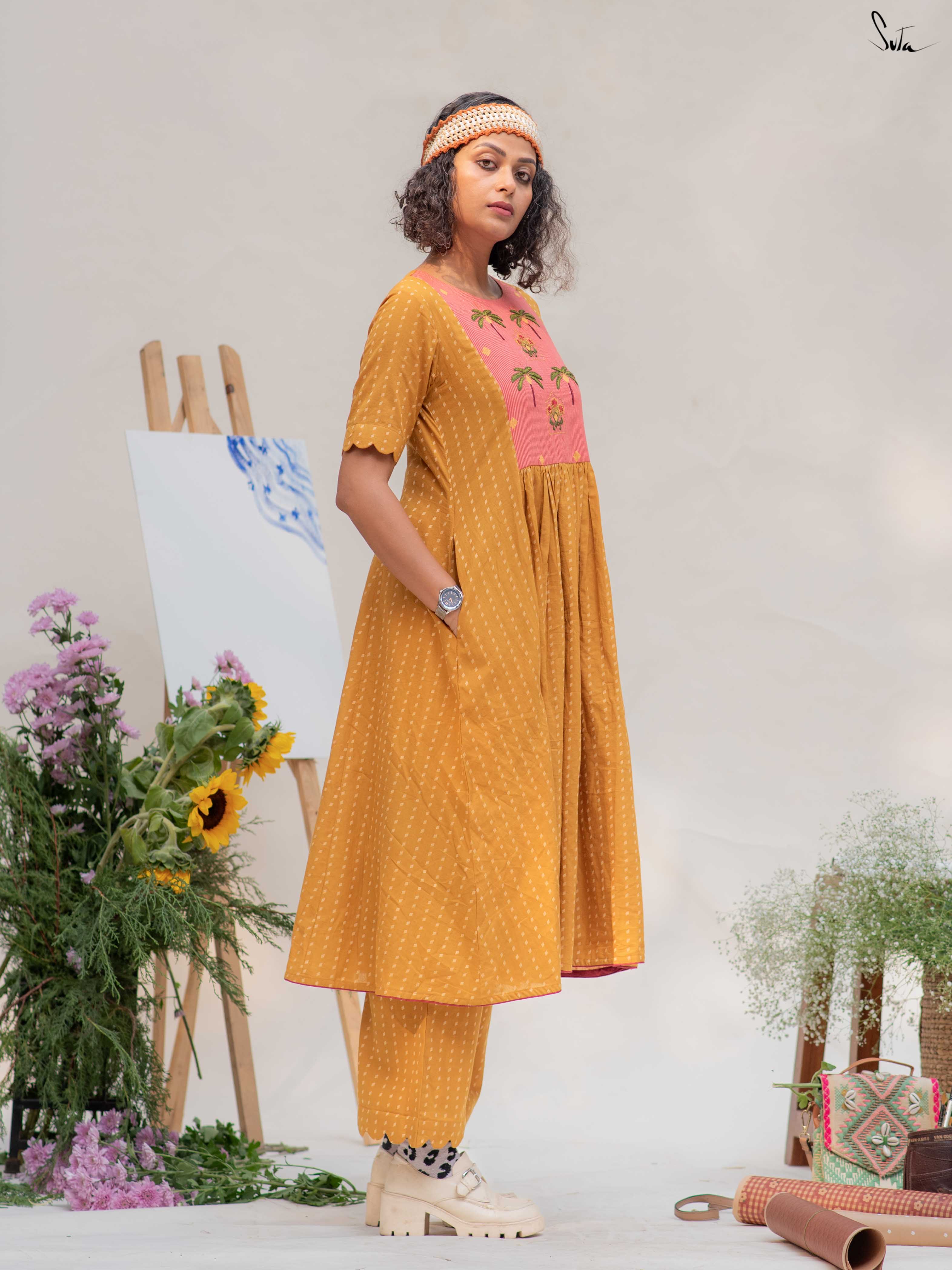 Ushno Pata (Kurta Set)