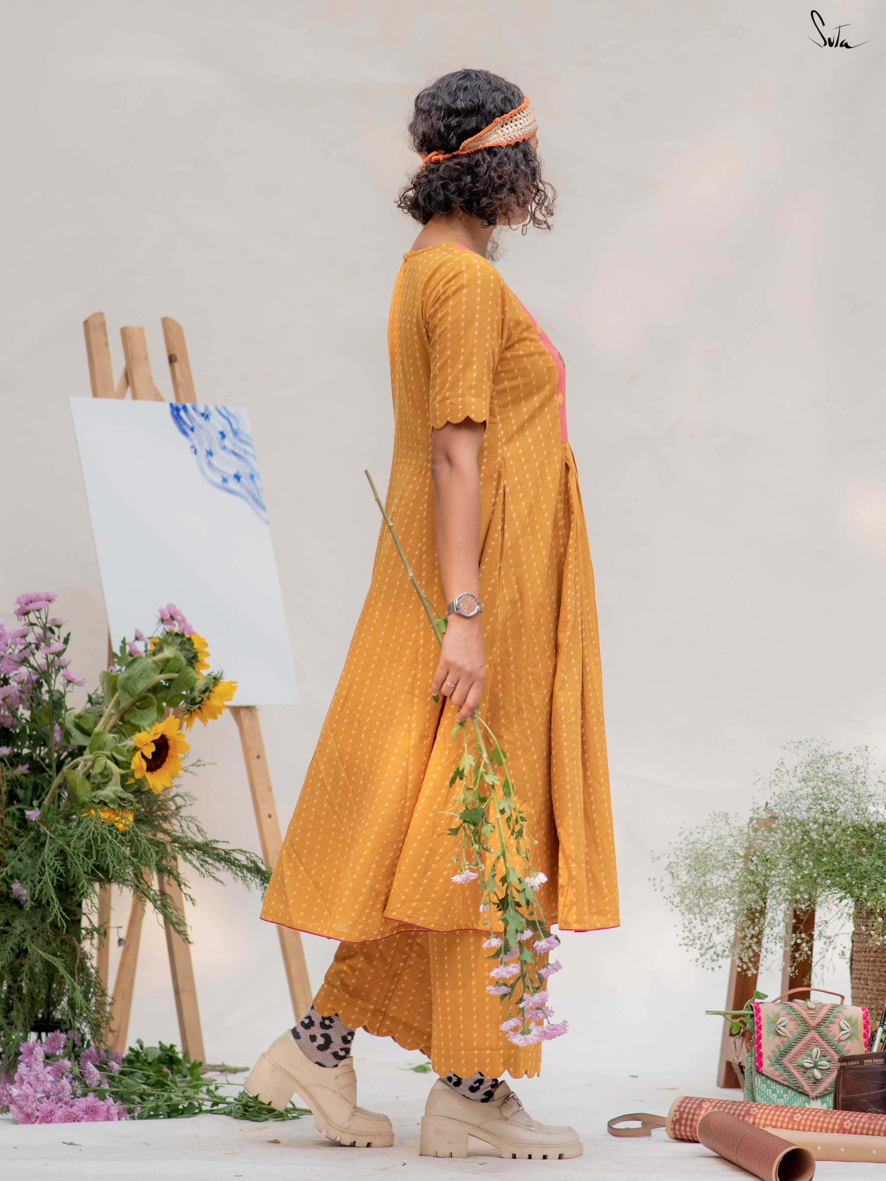 Ushno Pata (Kurta Set)