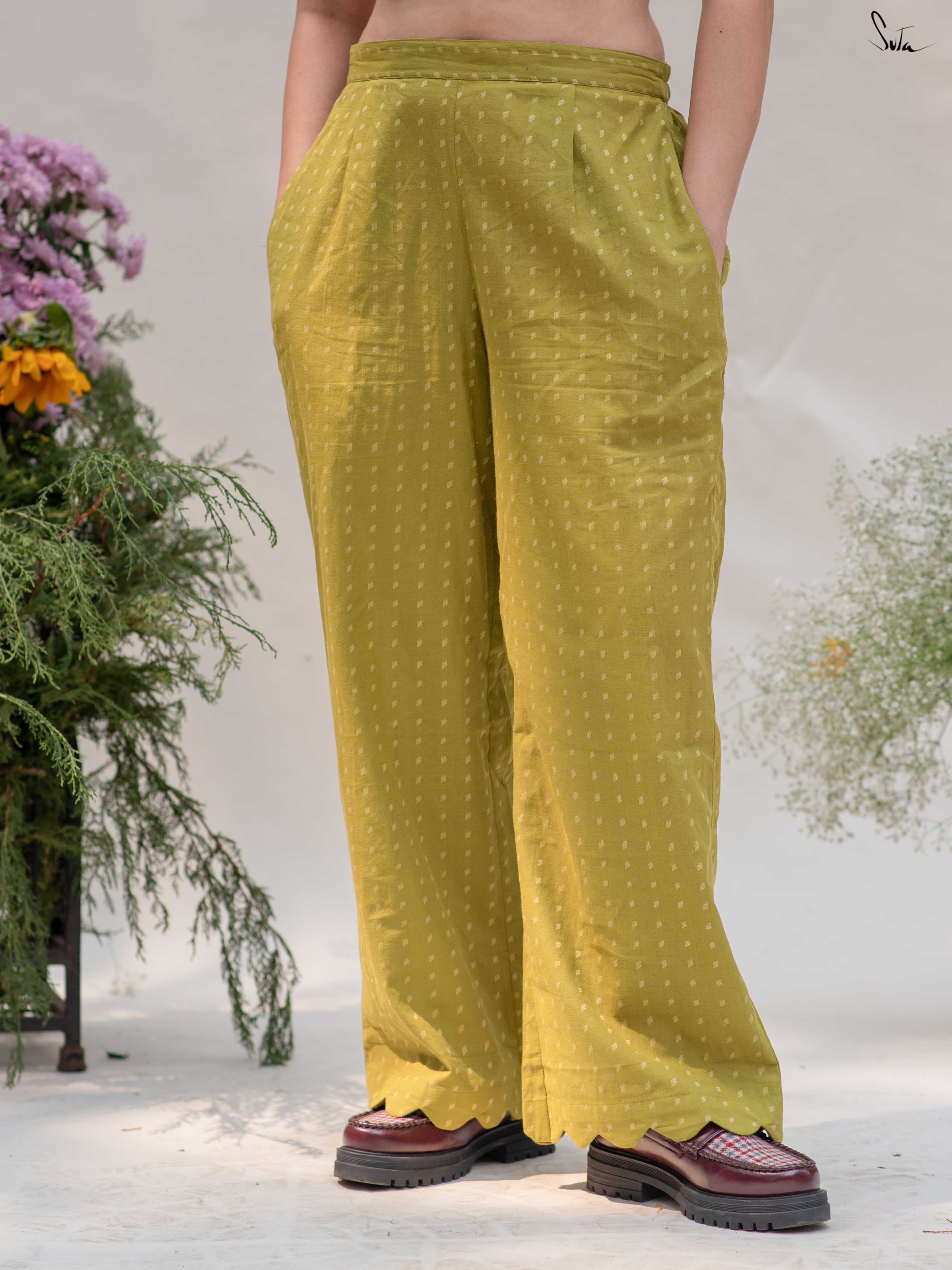 Jhora Pata (Kurta Set)