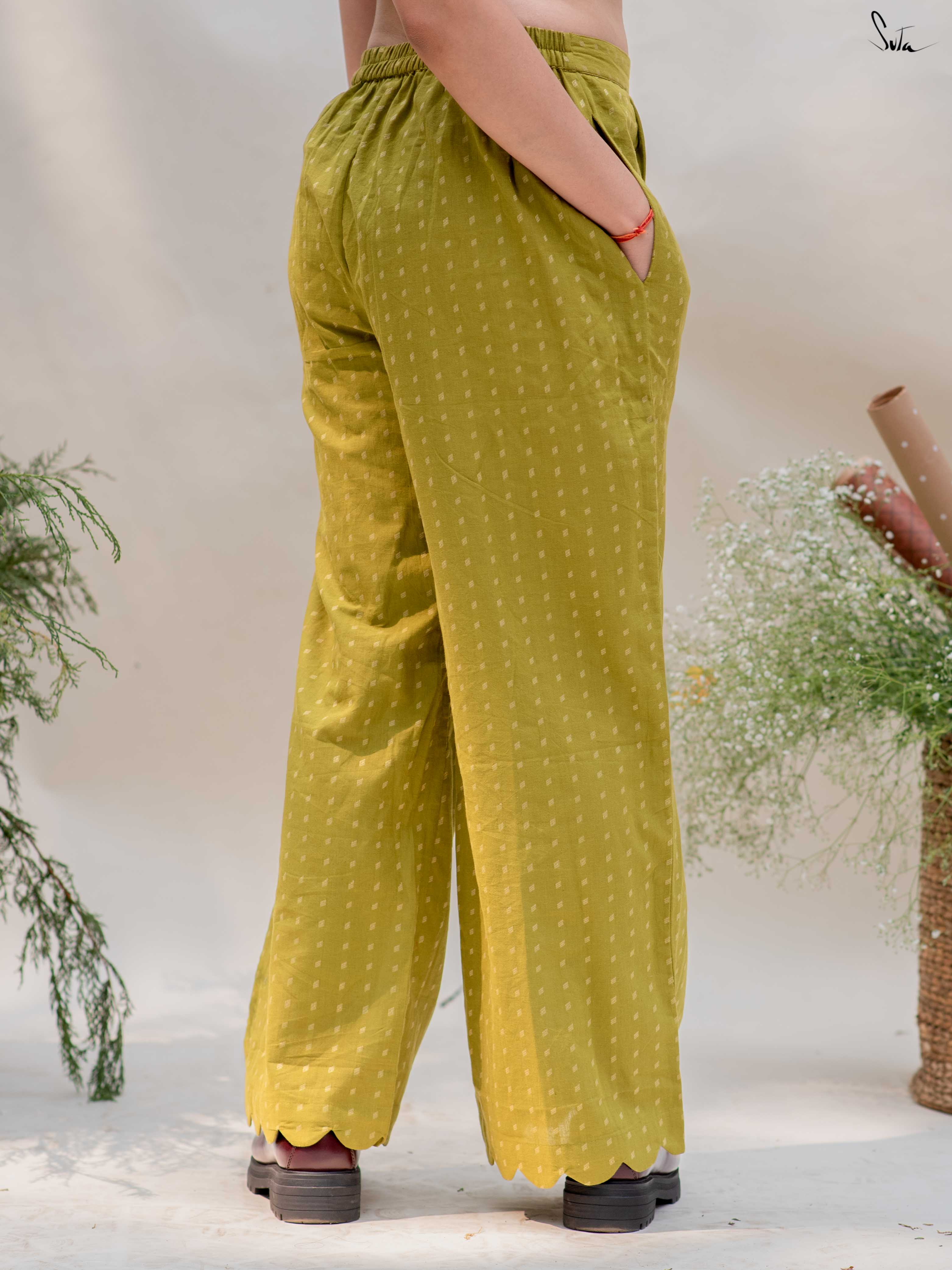 Jhora Pata (Kurta Set)