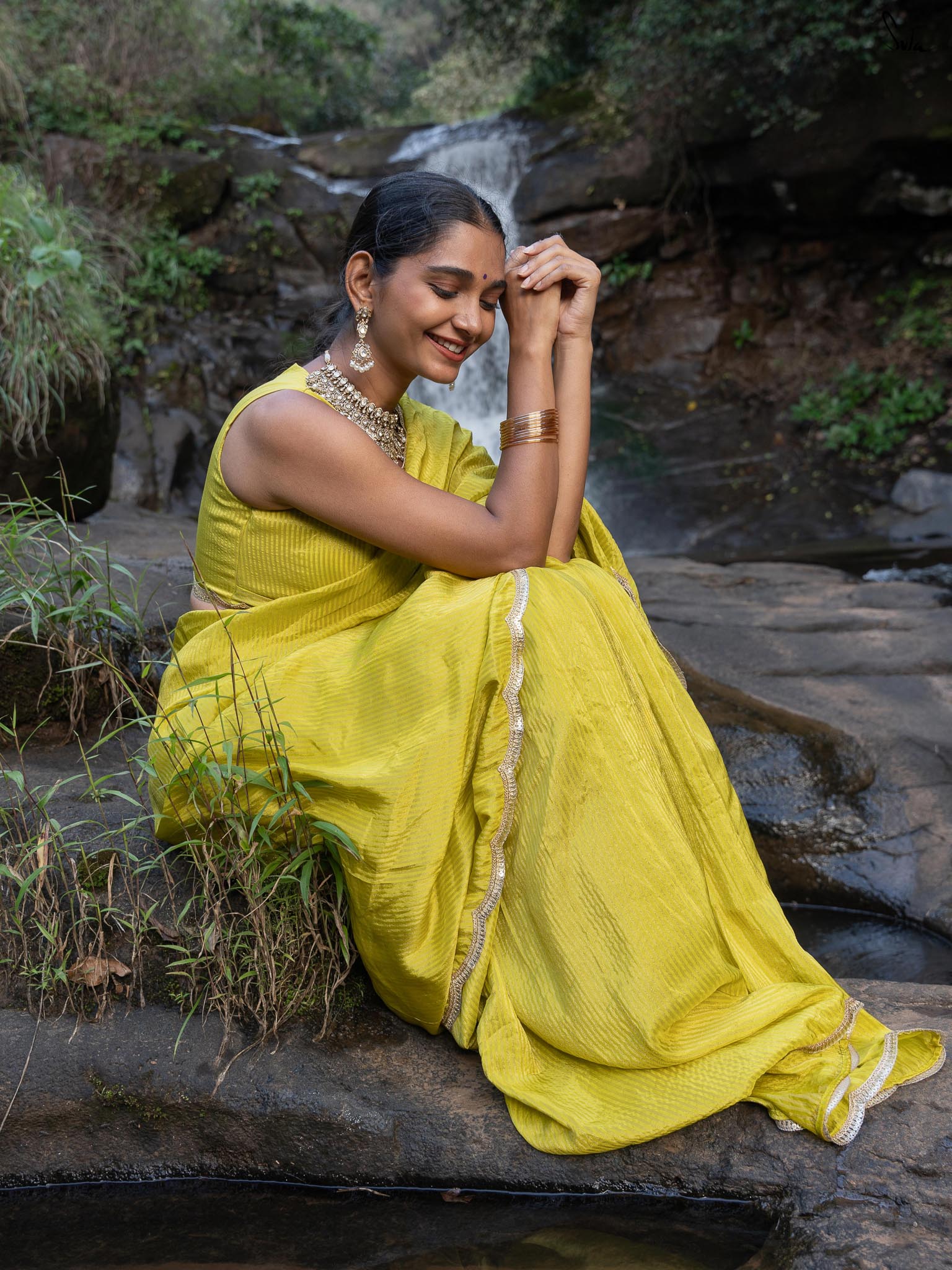 Fine Line Rekha