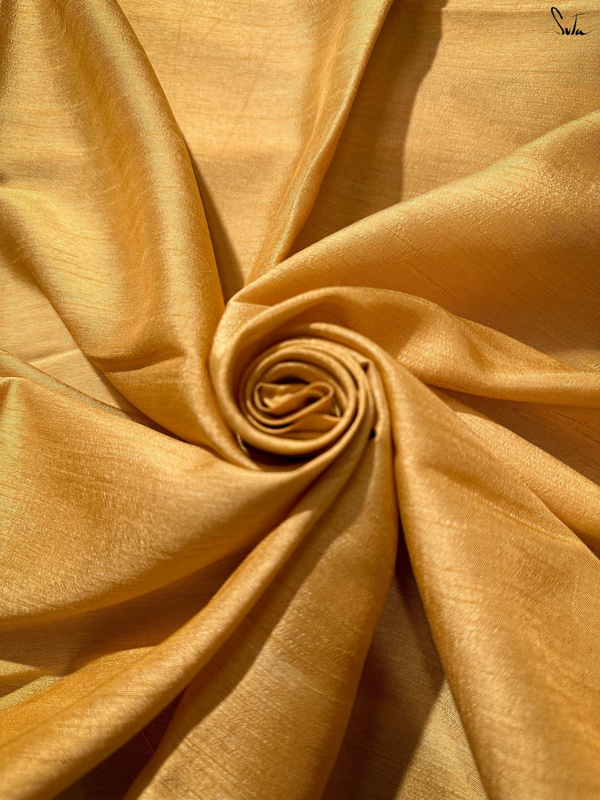 Gold Lustre