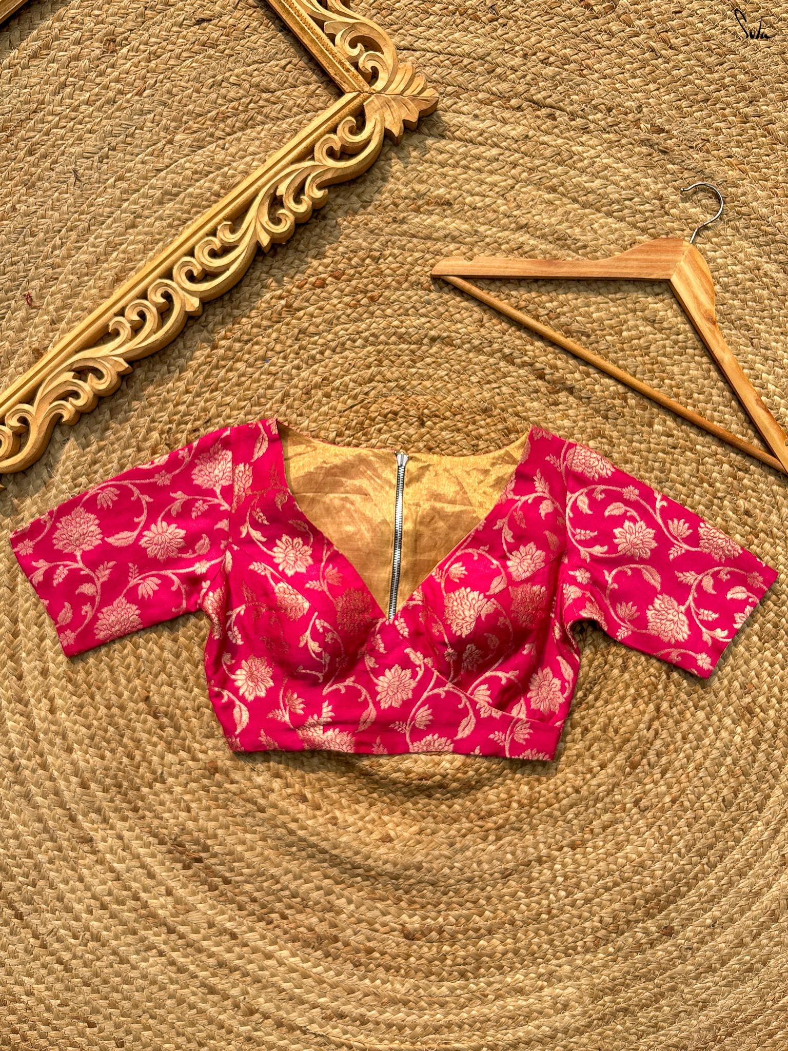 Petal & Gold