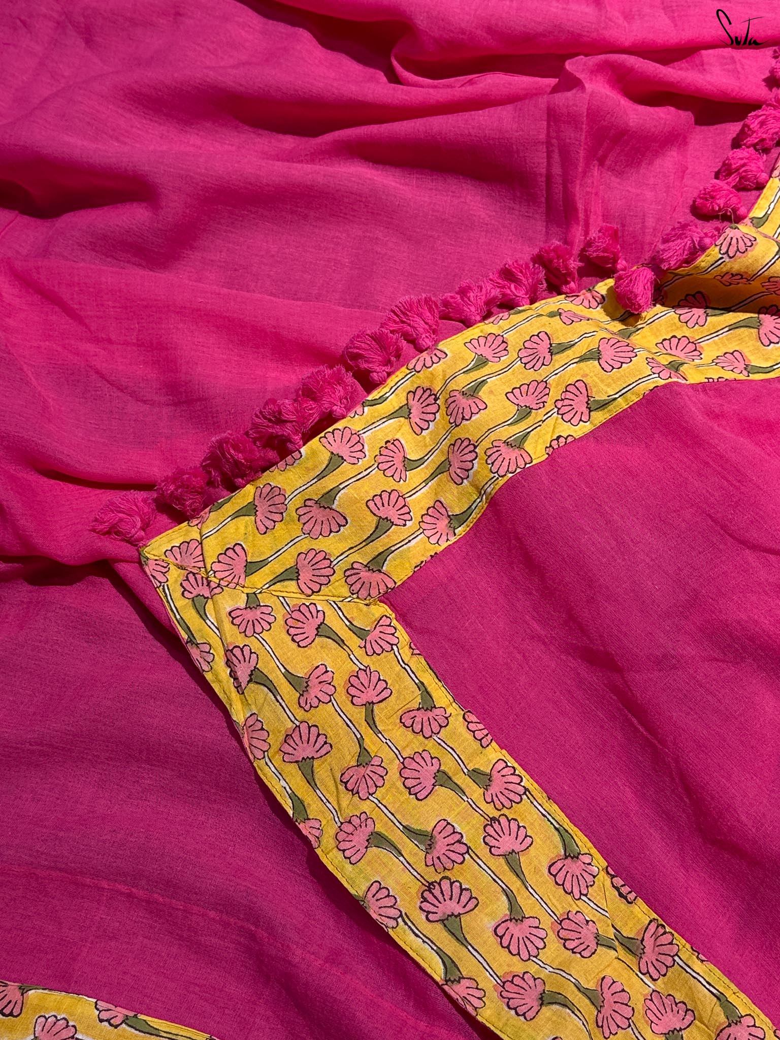 Gulabi Phoolwari
