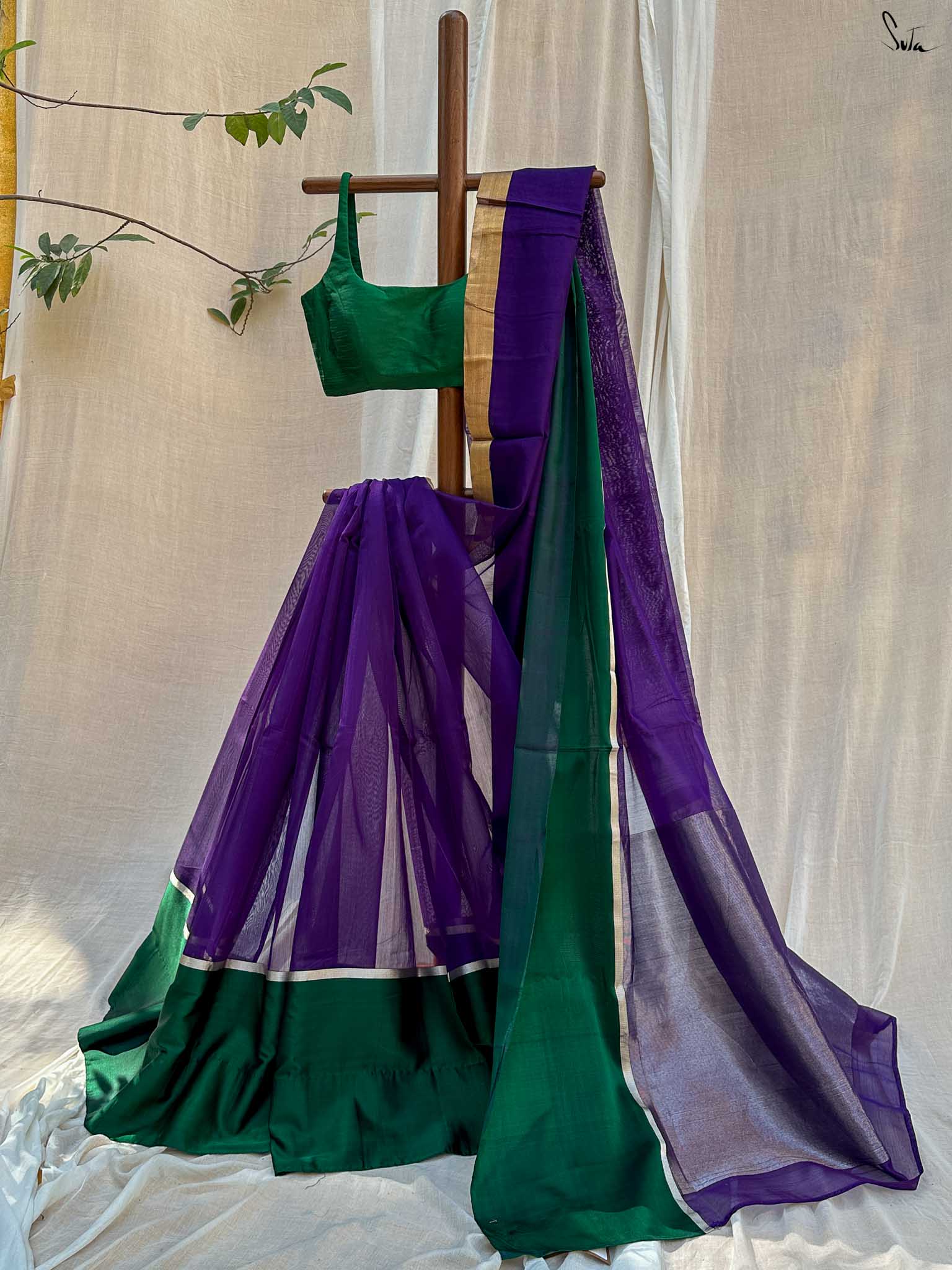 Courageous Chitrangada Purple Mashru Border Saree