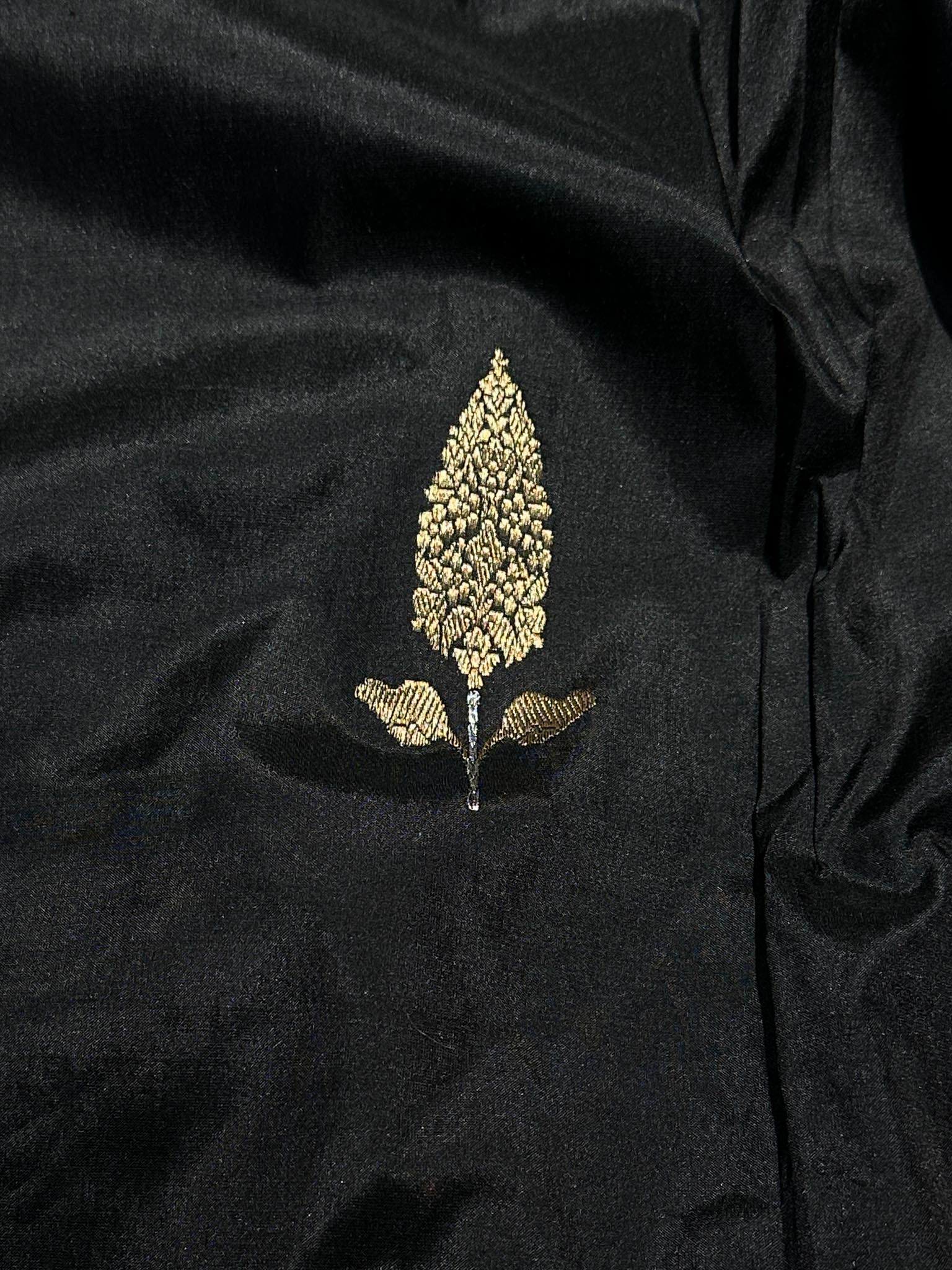 Kaali Kangan