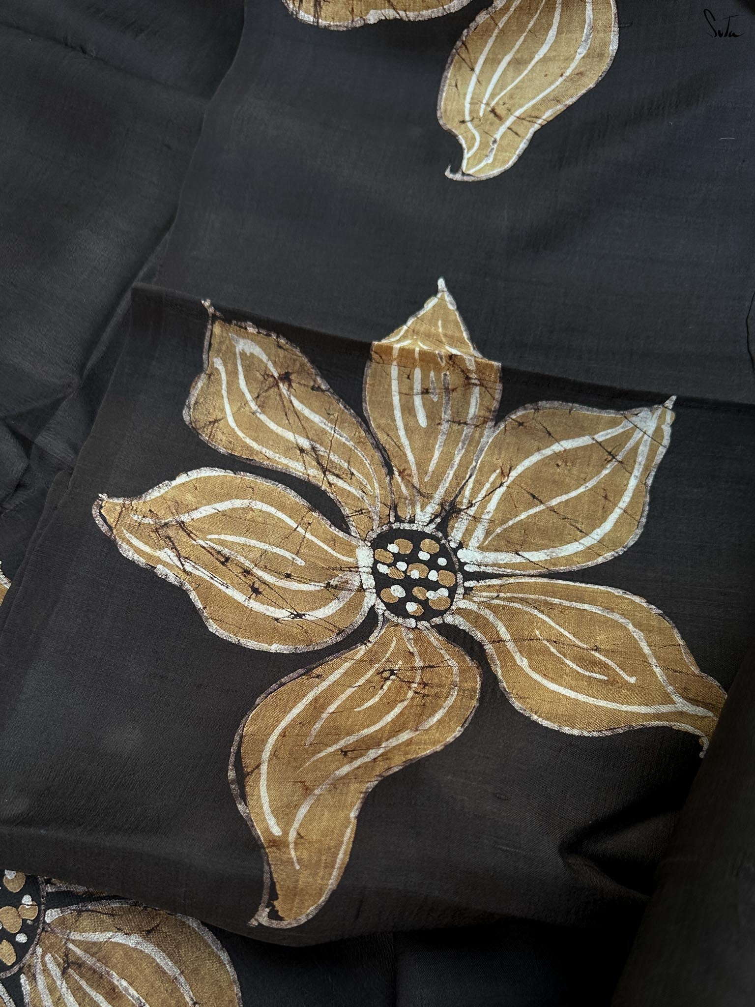 Rang Vastra (Pure Silk Hand Batik Saree)