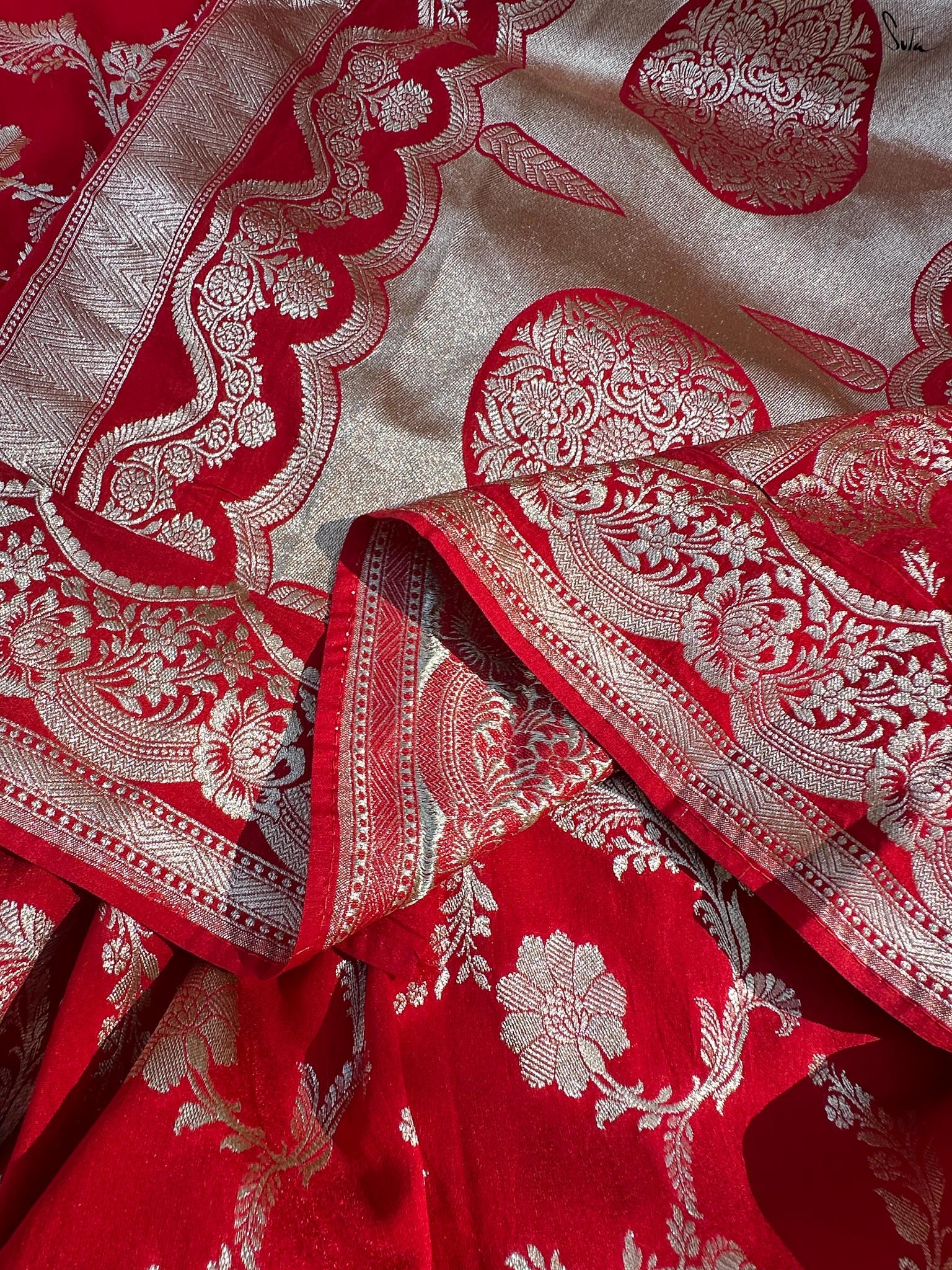 Chandramukhi Red Banarasi Saree