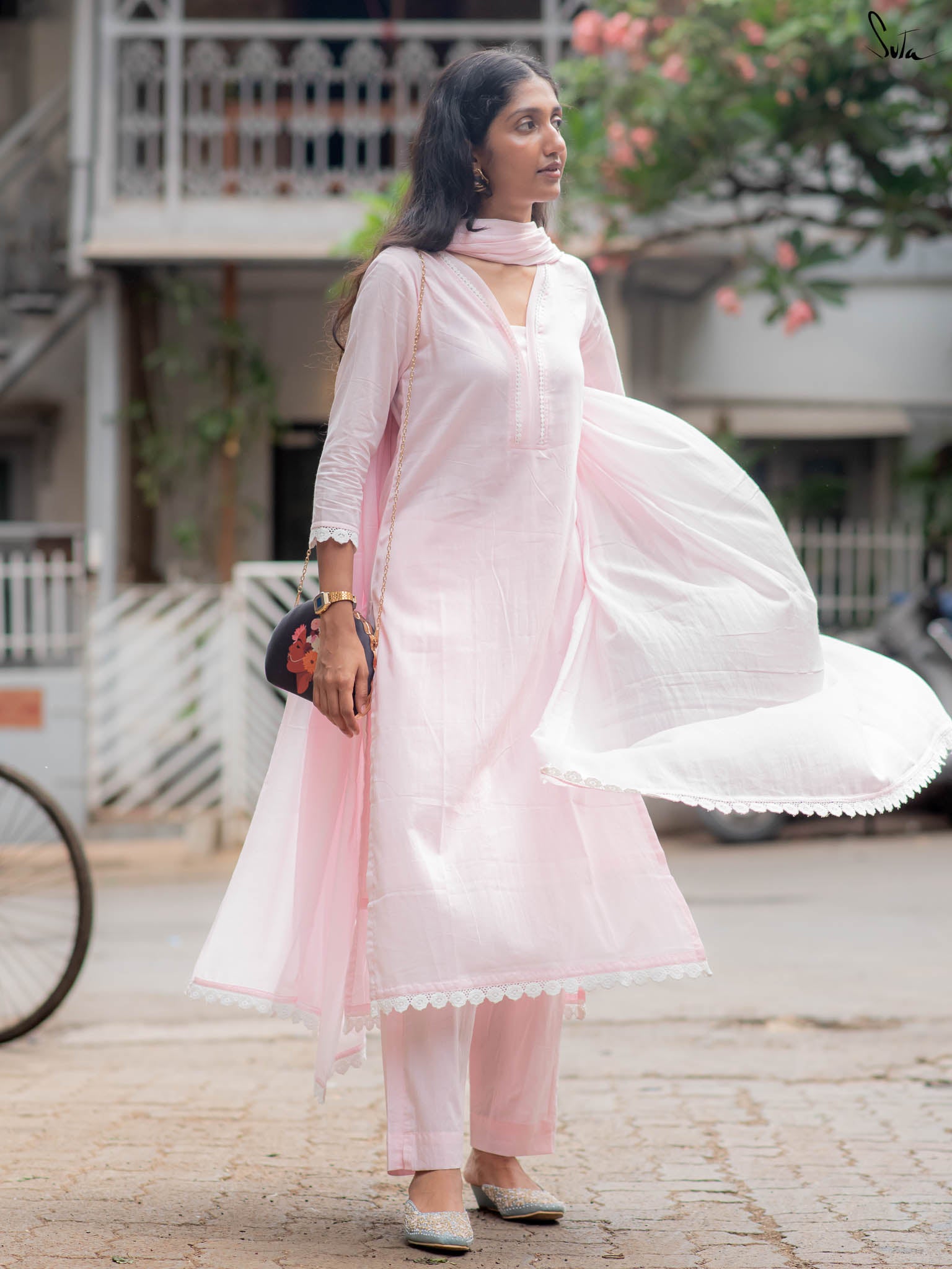 Suta Baby Pink Cotton Kurta Set