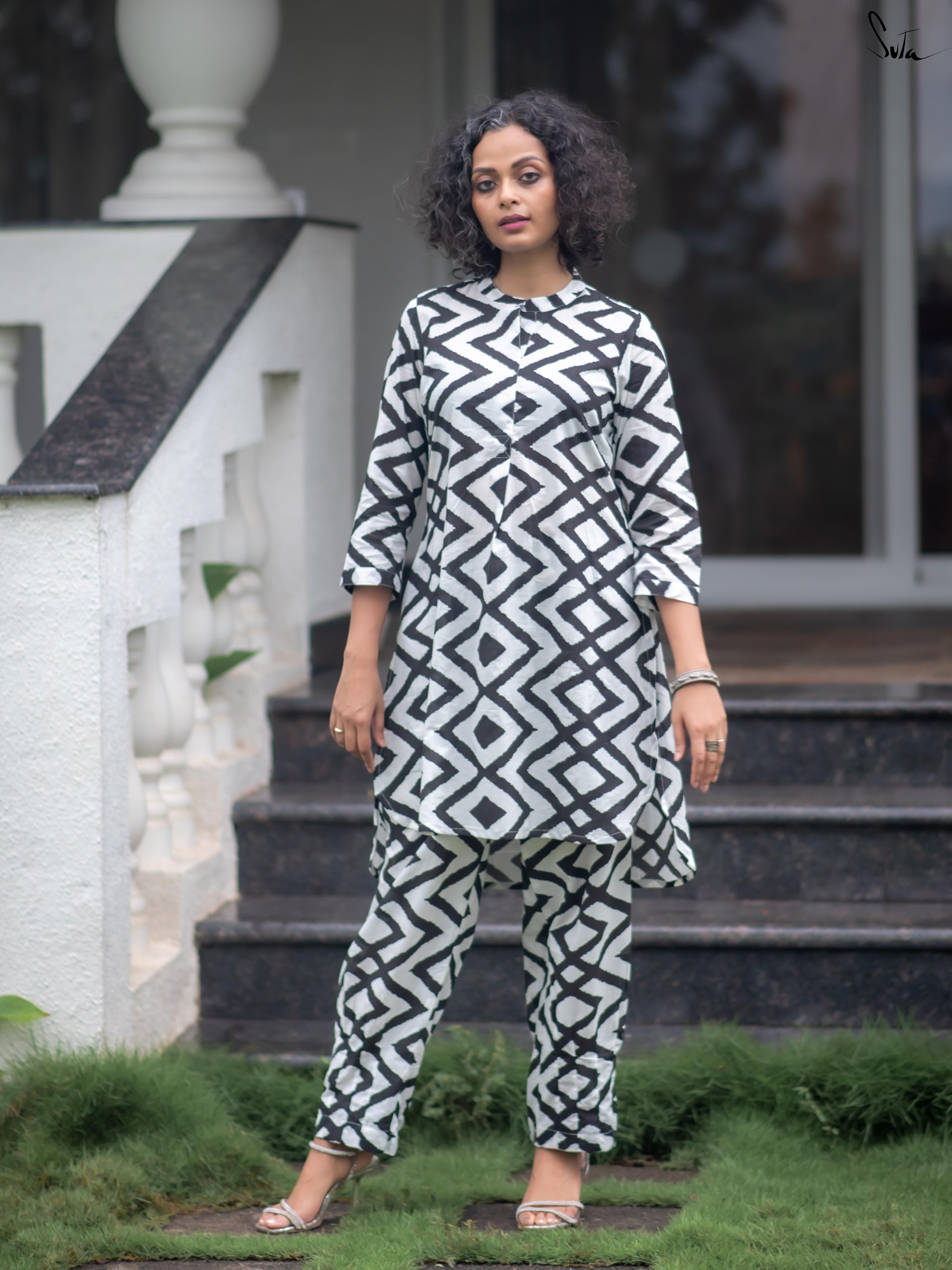 Suta White Cotton Kurta Set