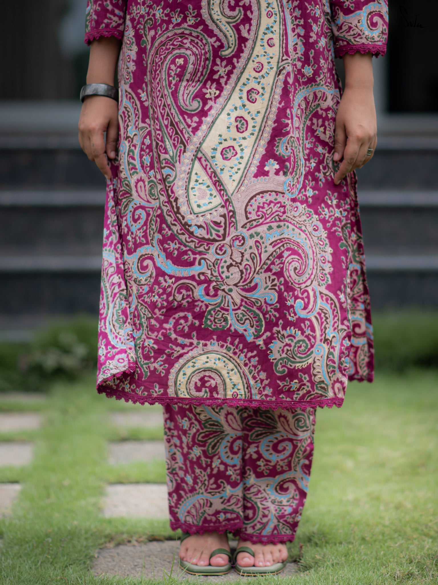 Suta Wine Cotton Kurta Set