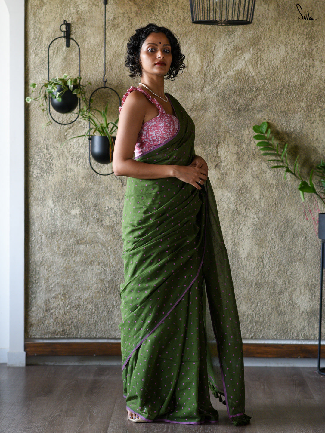 Pothos Polka Saree