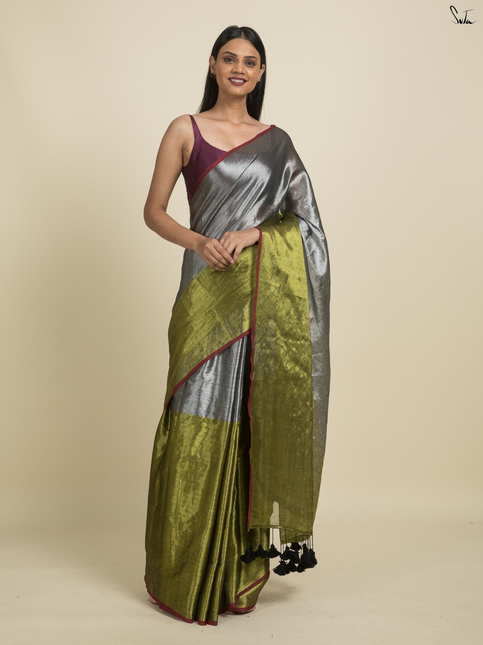 Nirupti Saree