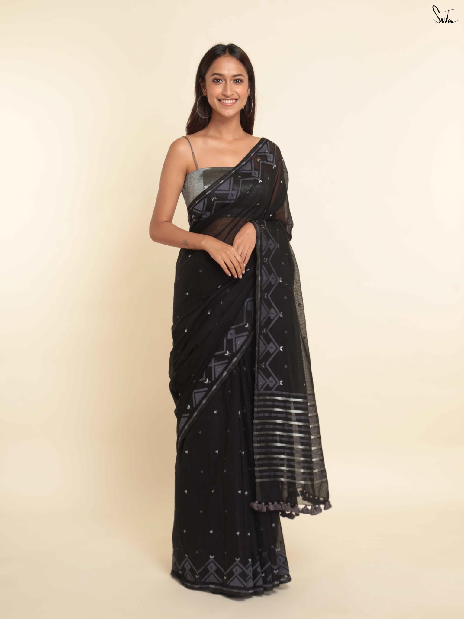 Ebony Saree
