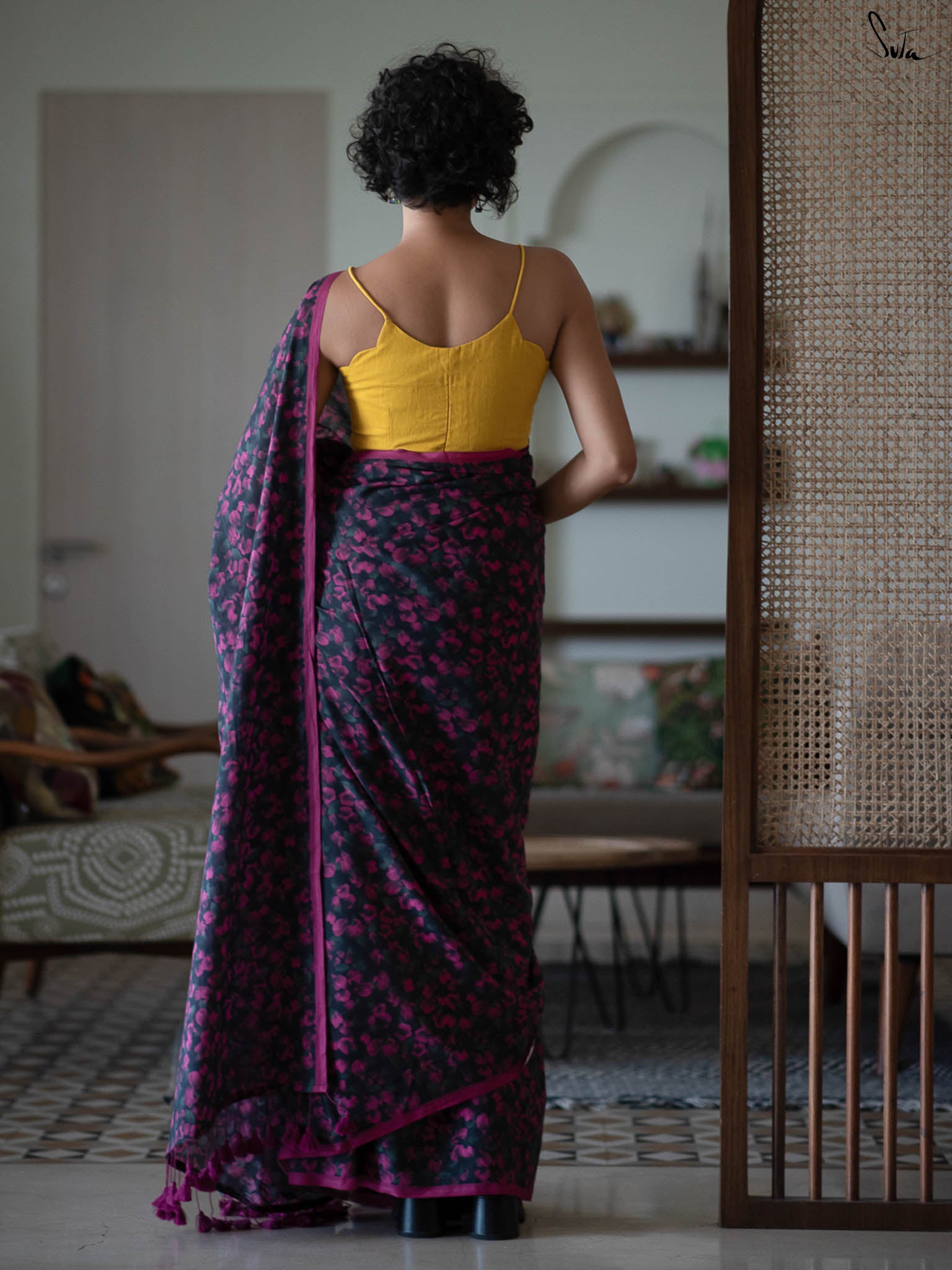 Suta Pink & Green Floral Printed Saree