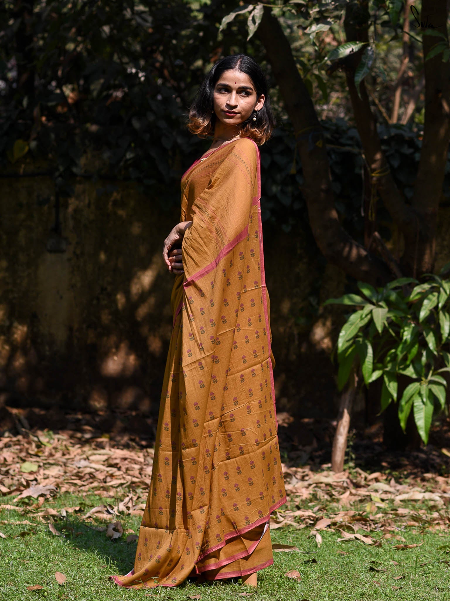 Suta Floral Pure Cotton Saree
