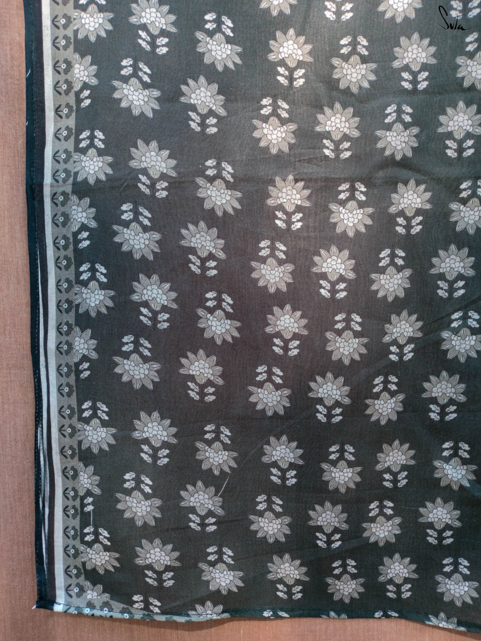 Suta Floral Printed Pure Cotton Saree