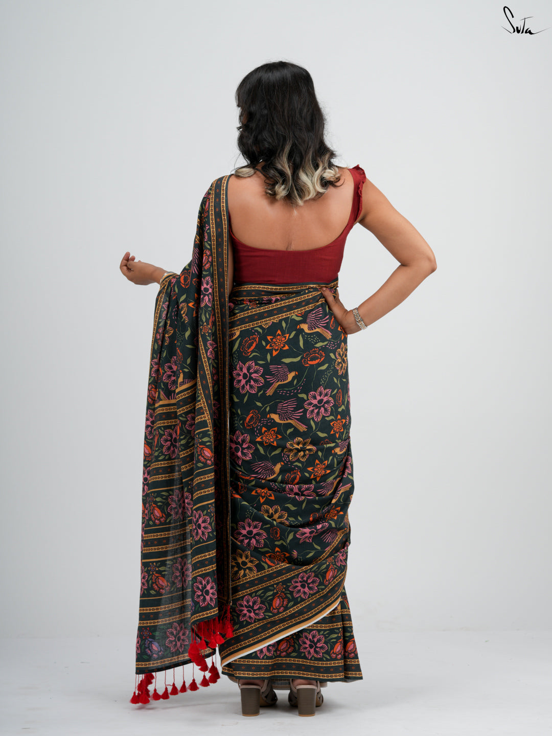 Zoya Saree