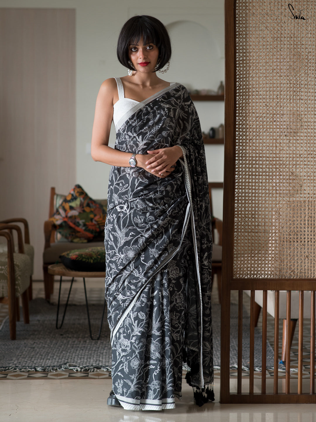 A Tale Of Raven Saree