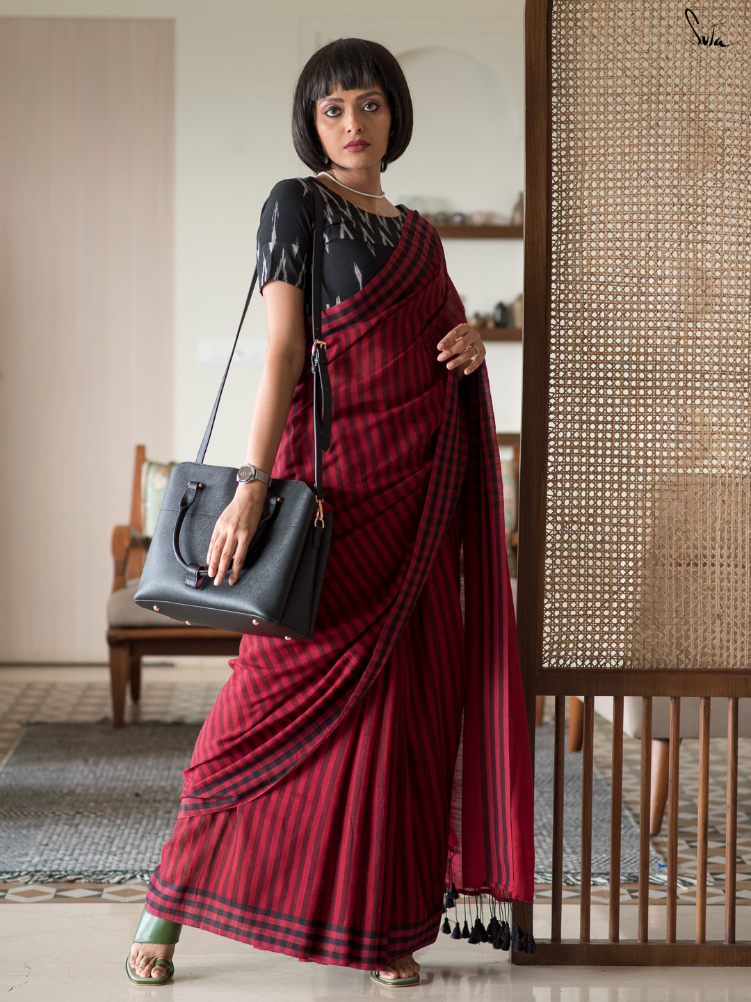 Inaayat Ke Ishaare Saree