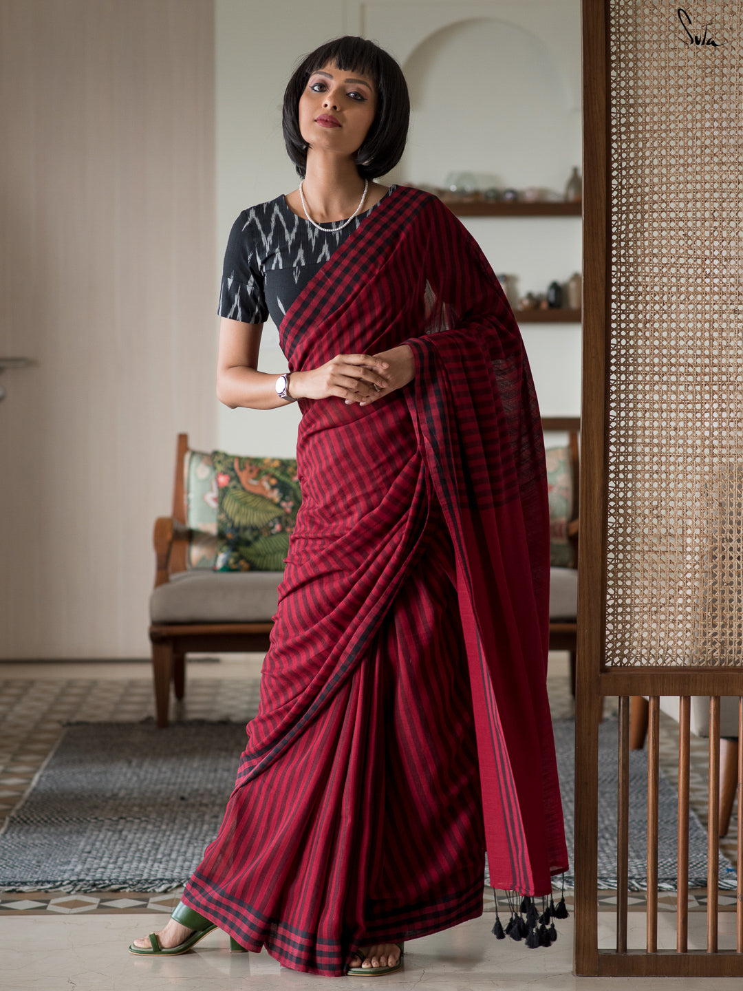 Inaayat Ke Ishaare Saree