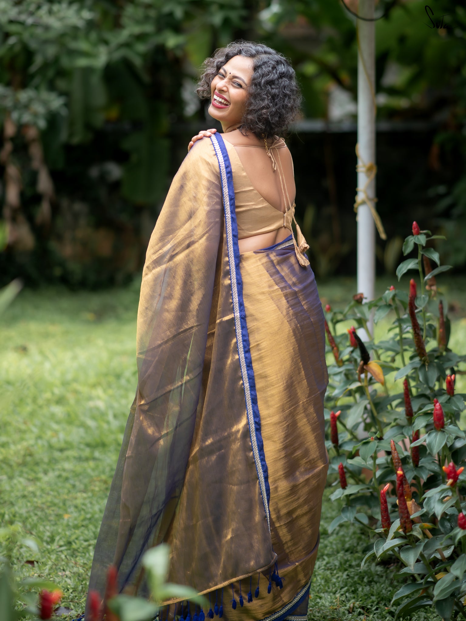Suta Magenta Tissue Saree