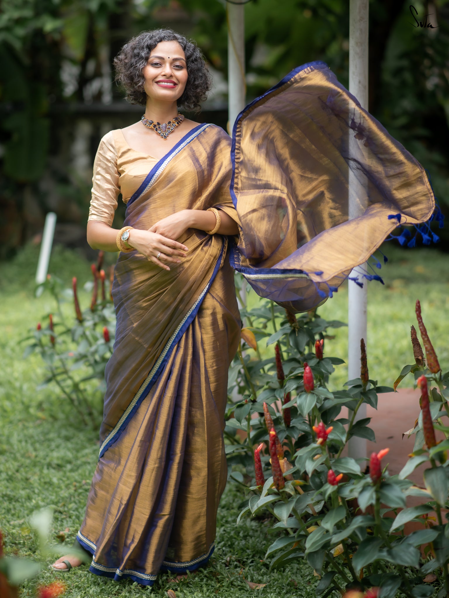 Suta Magenta Tissue Saree