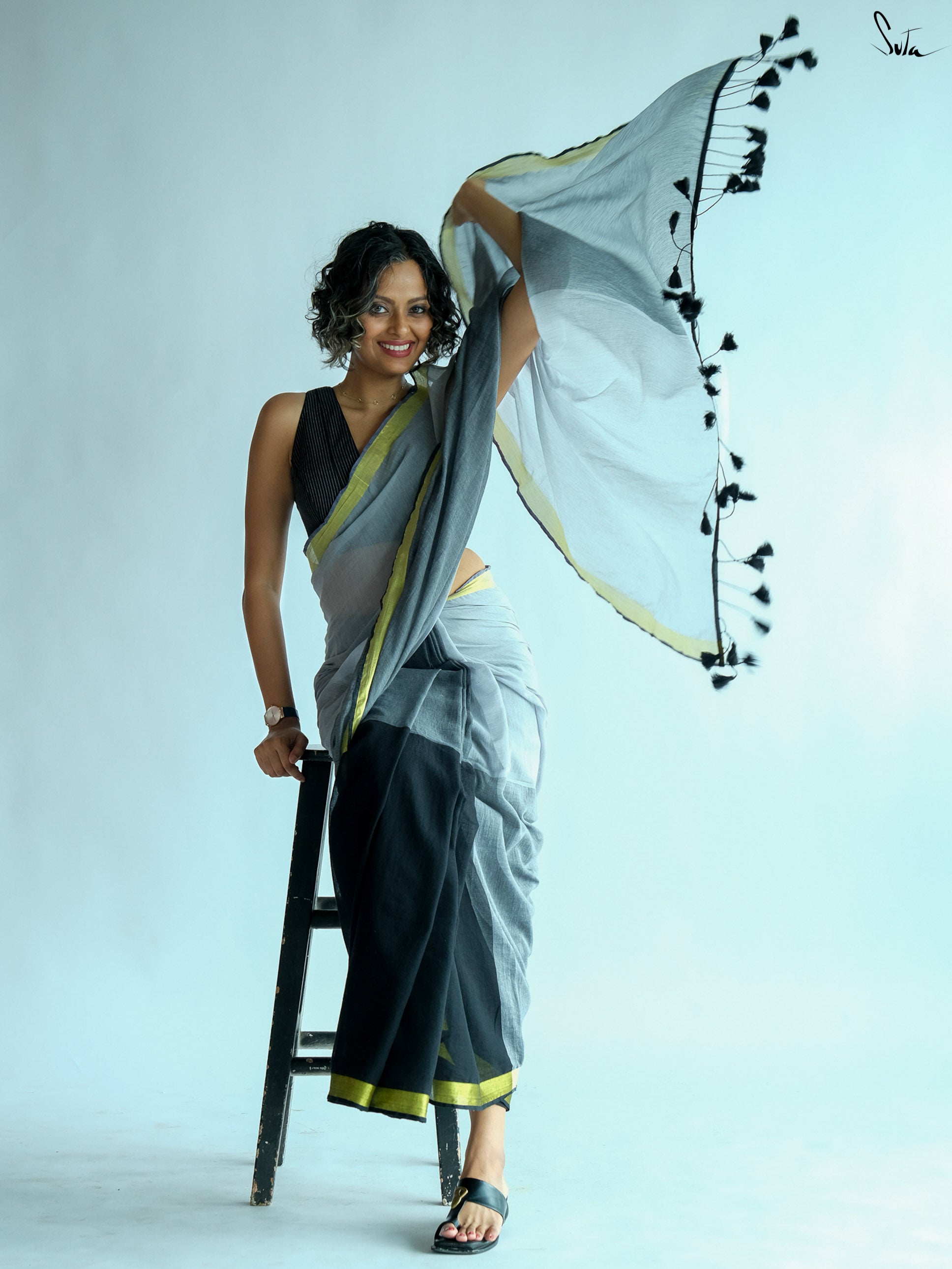 Shades Of Onyx Saree