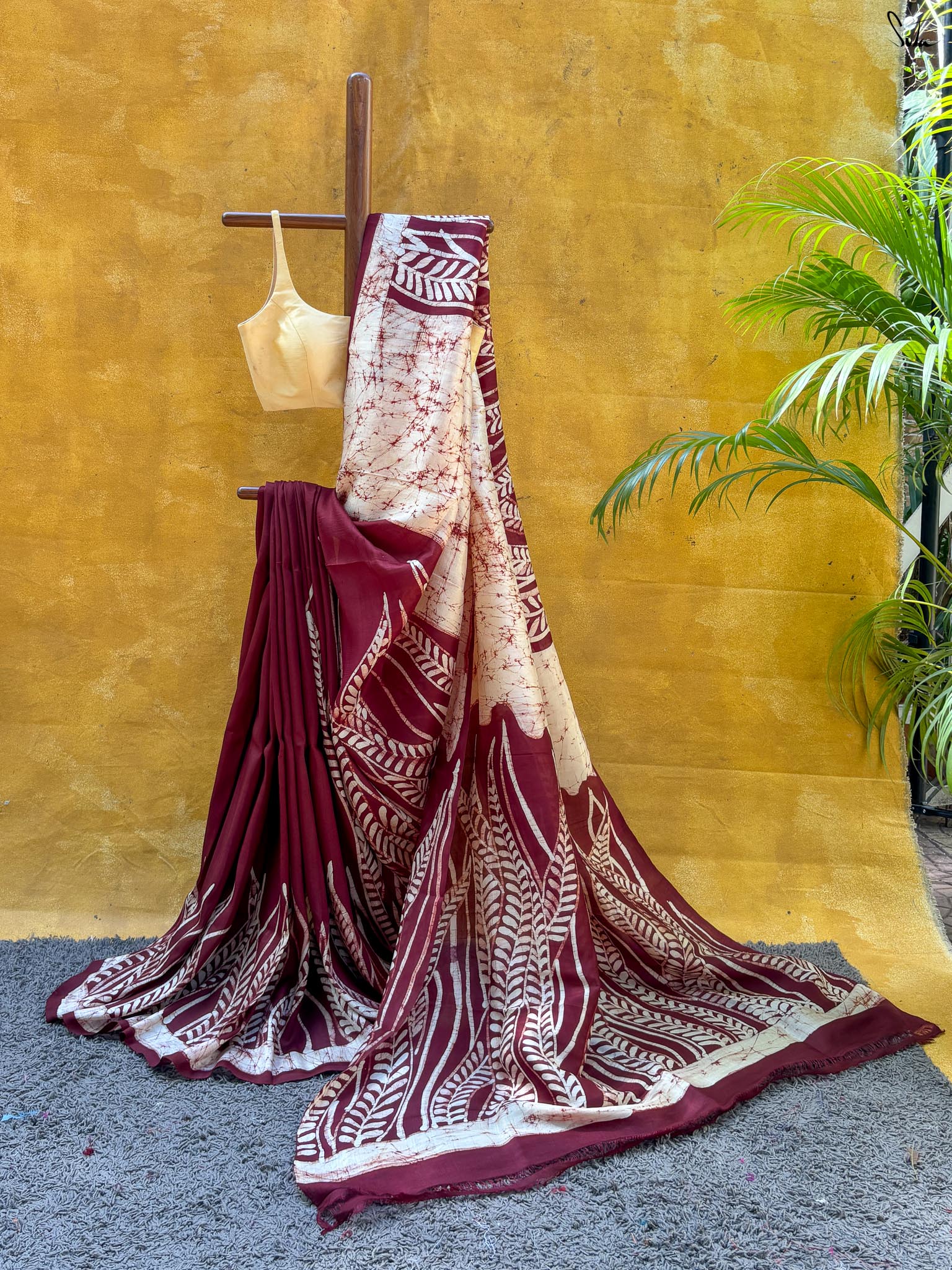 Shondhya Rong (Hand Painted Batik Silk Saree)