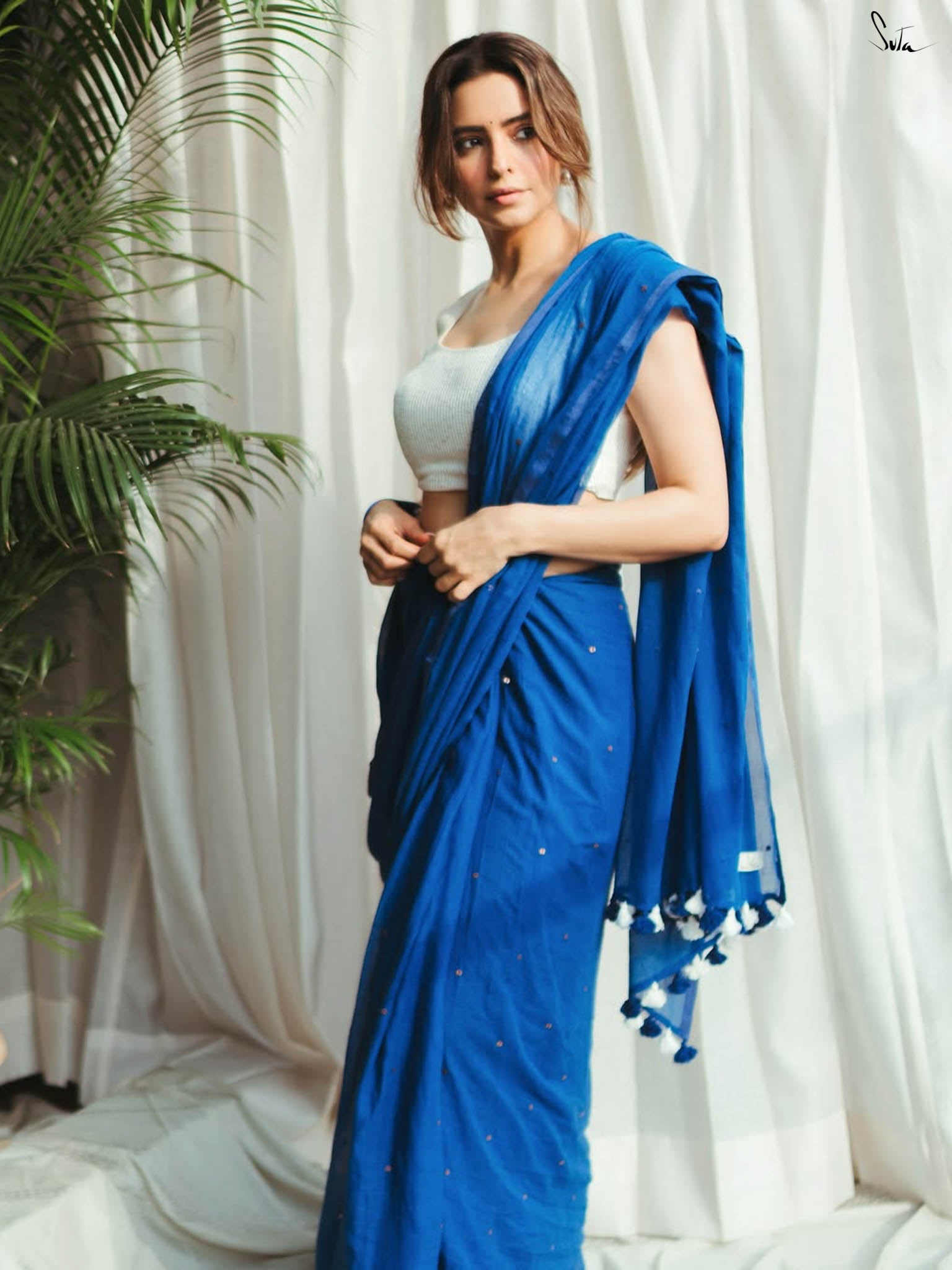 Midnight blue chumki