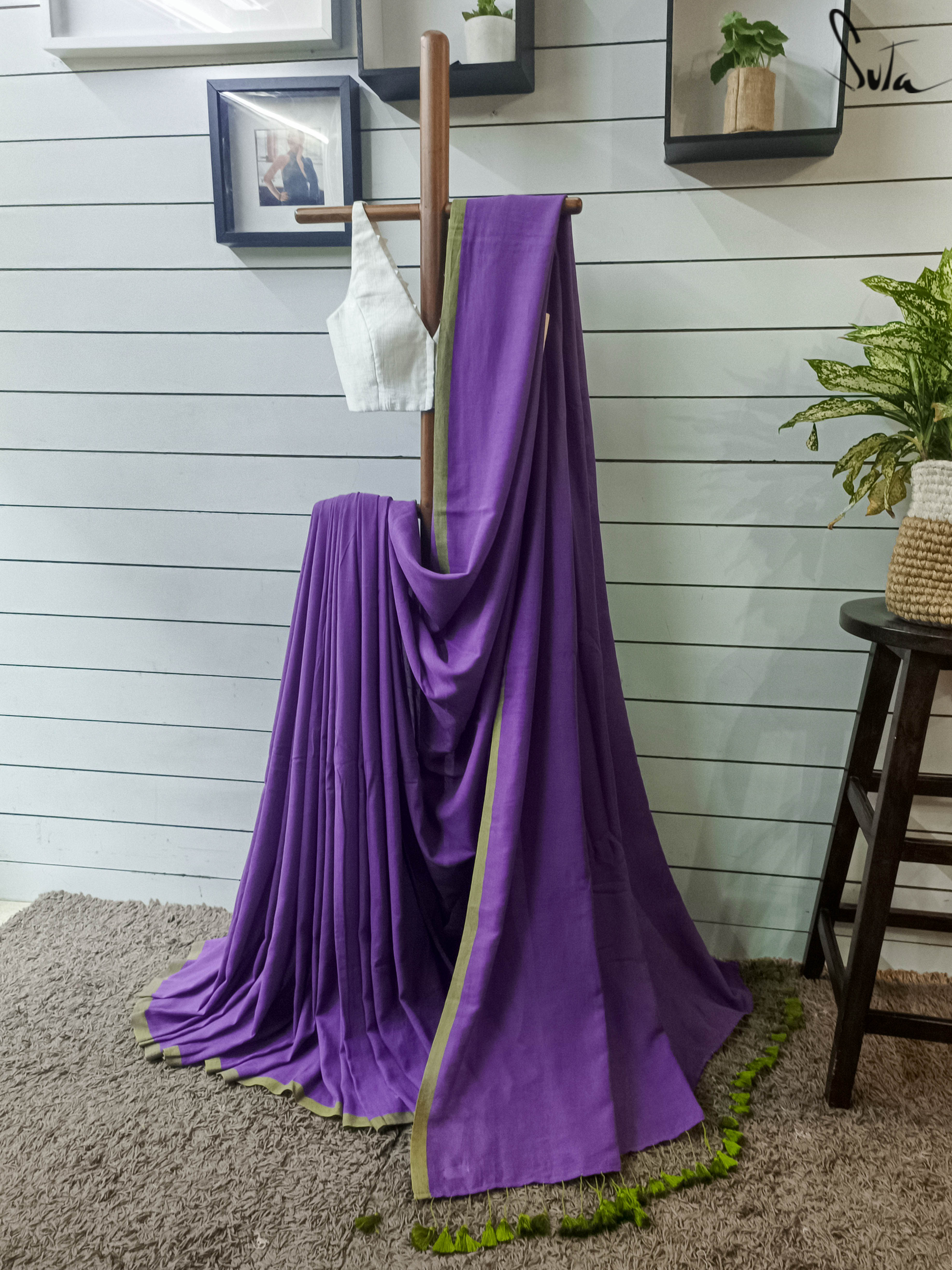 Aubergine Weaves