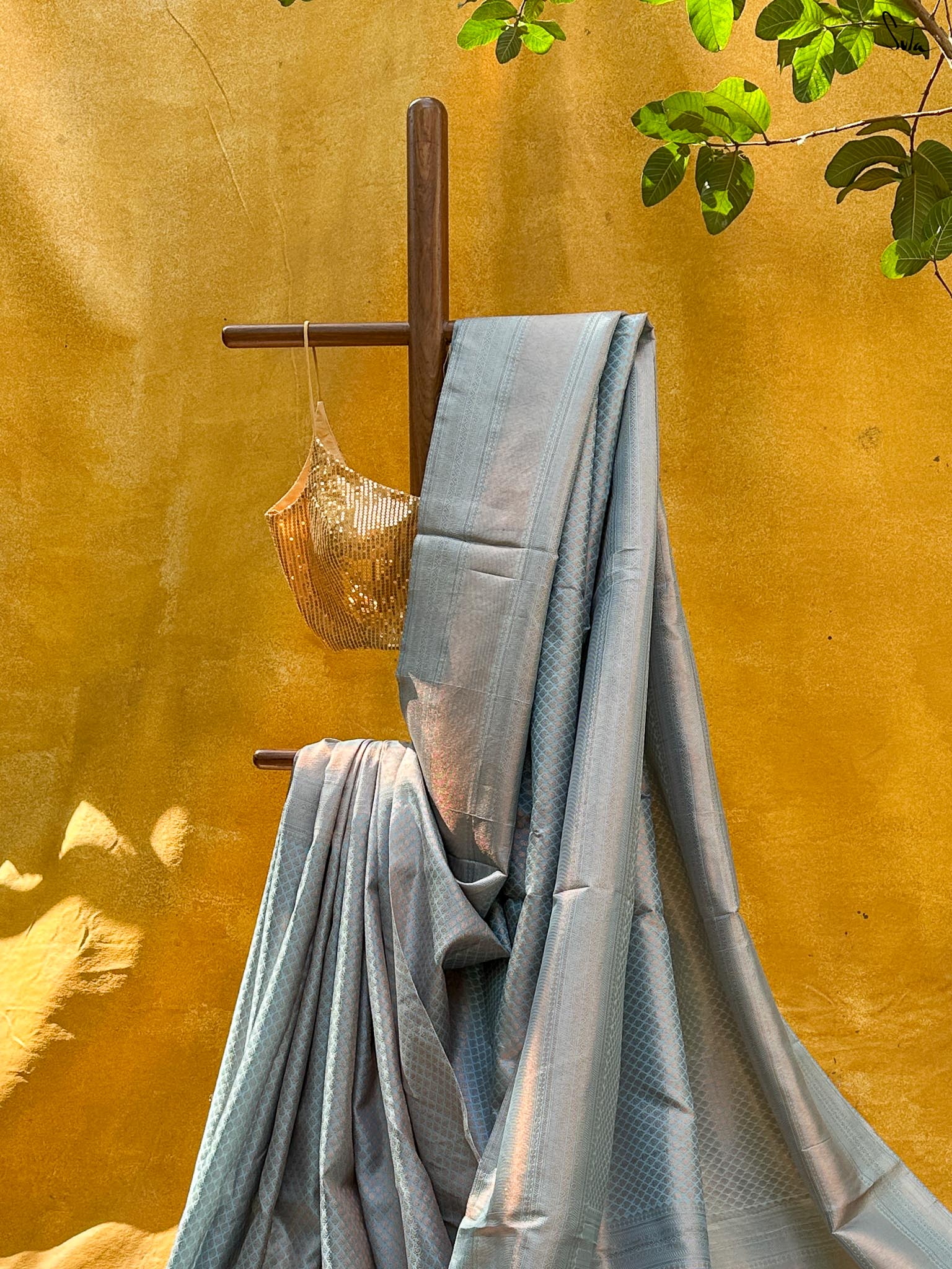 Rajlaxmi Grey Kanjivaram Saree