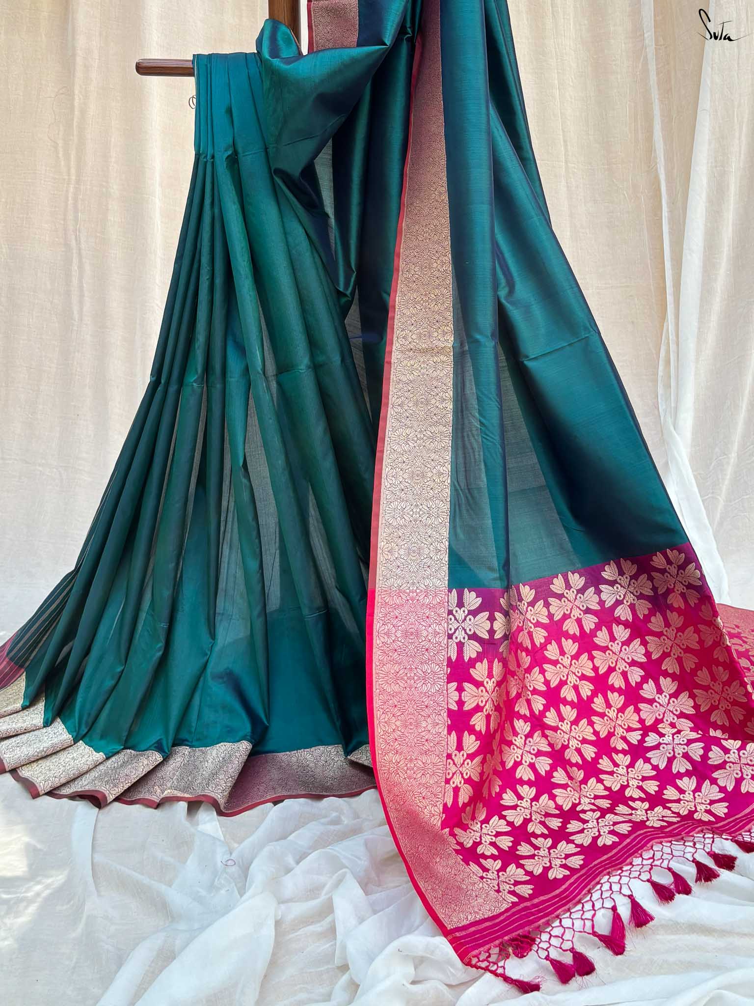 Jashn-e-ishq Green Banarasi Saree