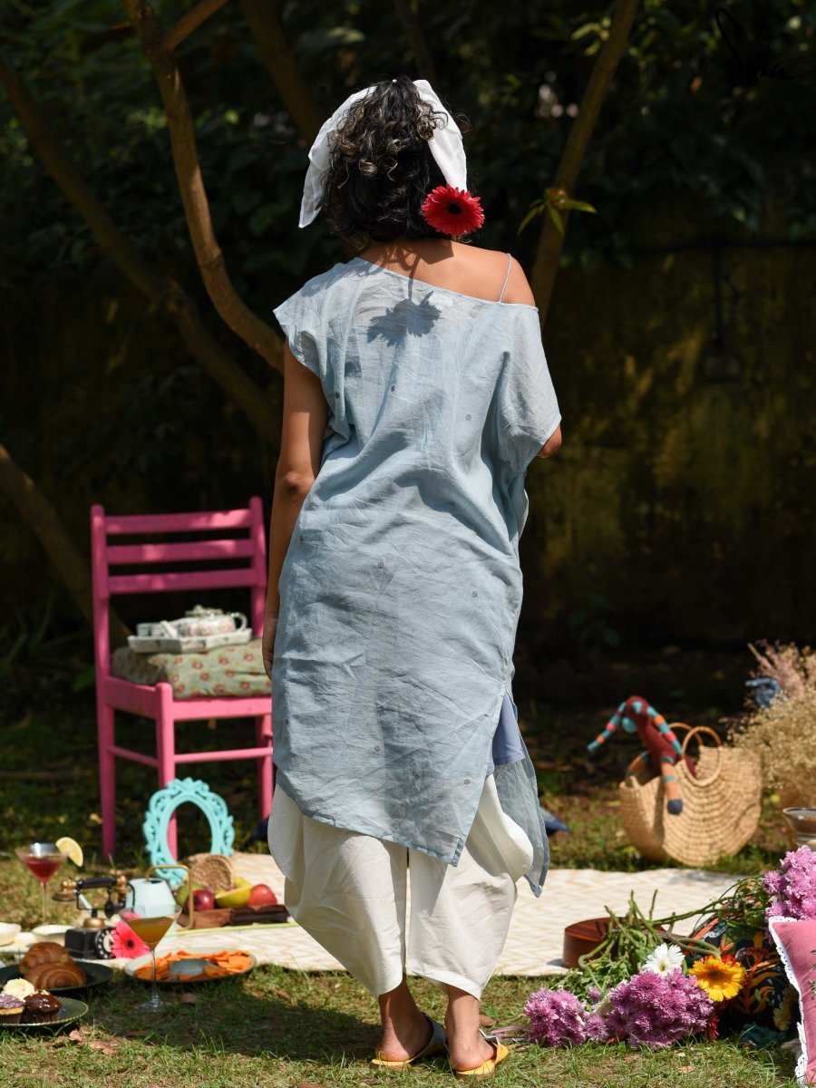 Waterfalls and Ocean Waves - suta