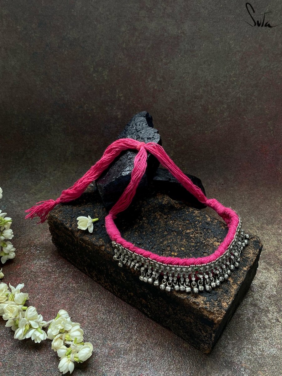 Azeema (Neckpiece) - suta