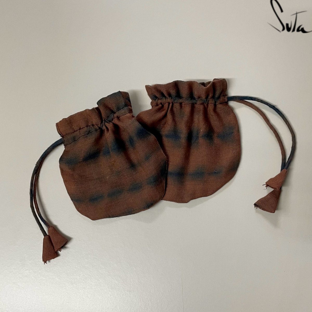 Baby Choc-a-Lot (Baby Mittens) - suta.in