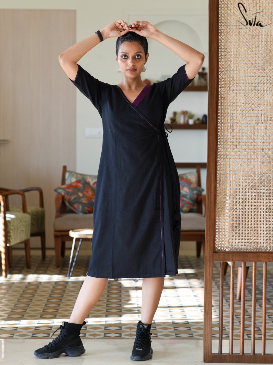 Charcoal Beach - suta