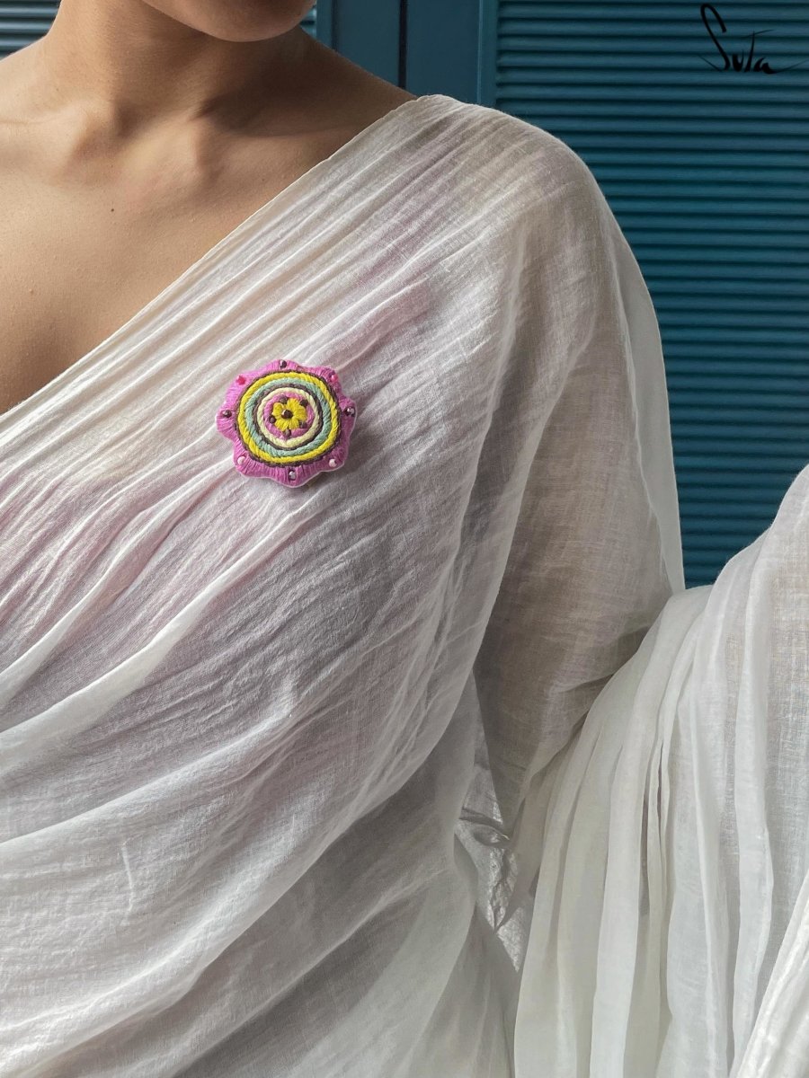 Gulabo (Brooch) - suta.in