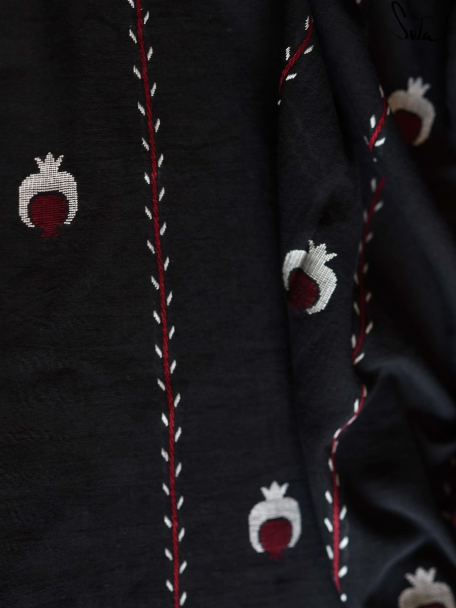Kaala Anaar (Fabric) - suta.in