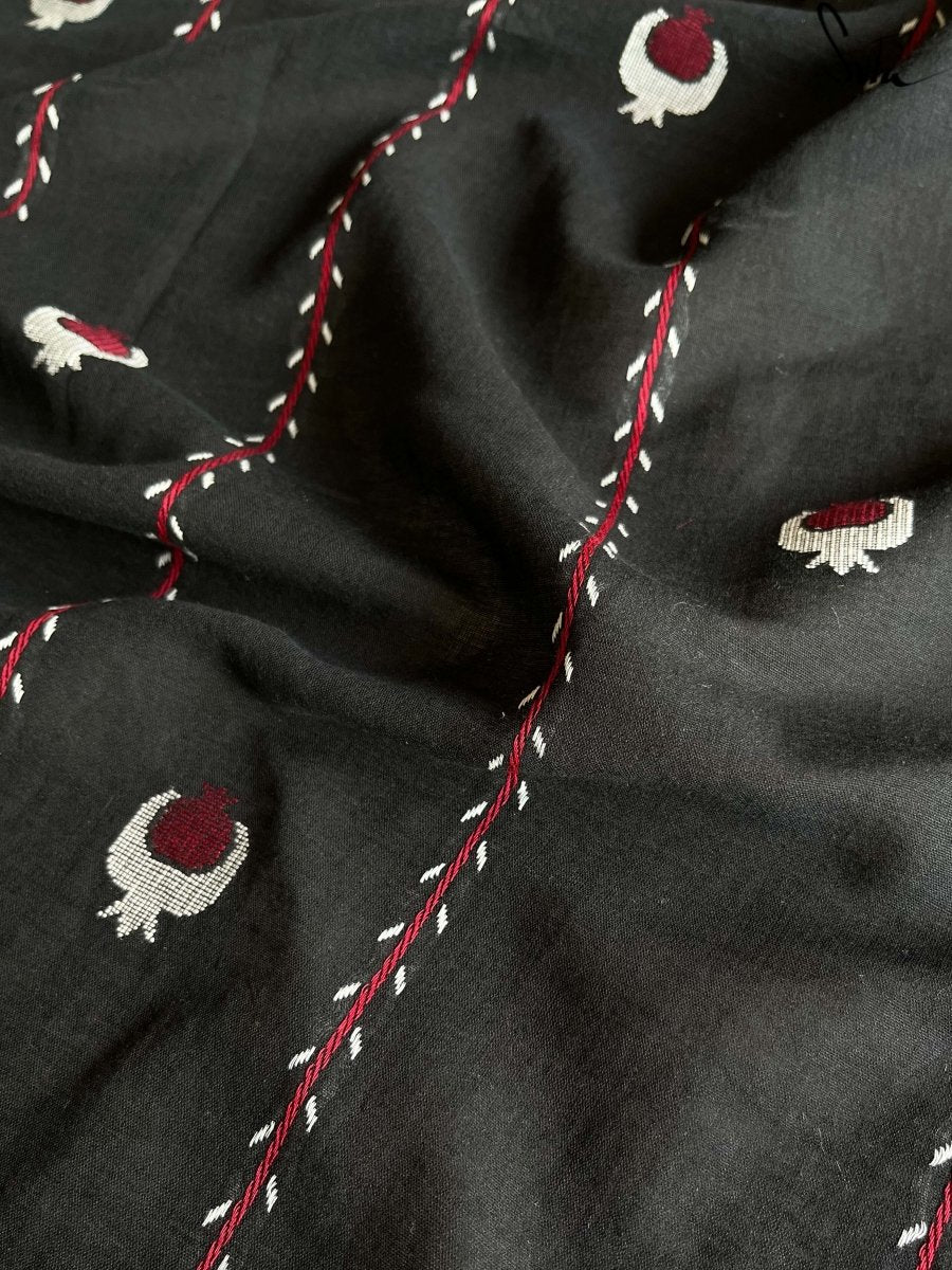Kaala Anaar (Fabric) - suta.in