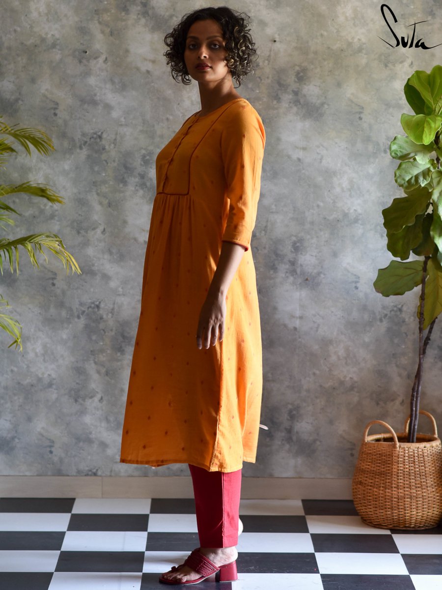 Kesari Tilak - suta