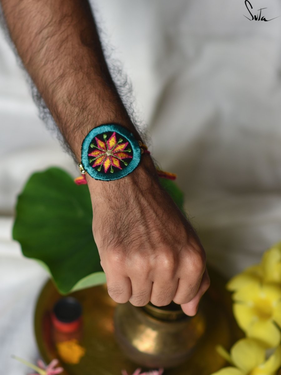 Meri Aankhon ka Taara (Rakhi) - suta.in