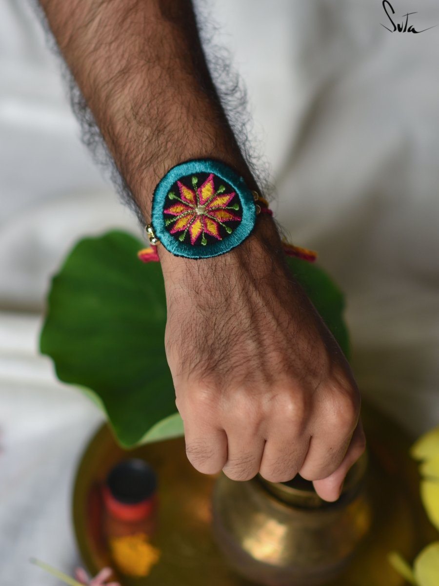 Meri Aankhon ka Taara (Rakhi) - suta.in